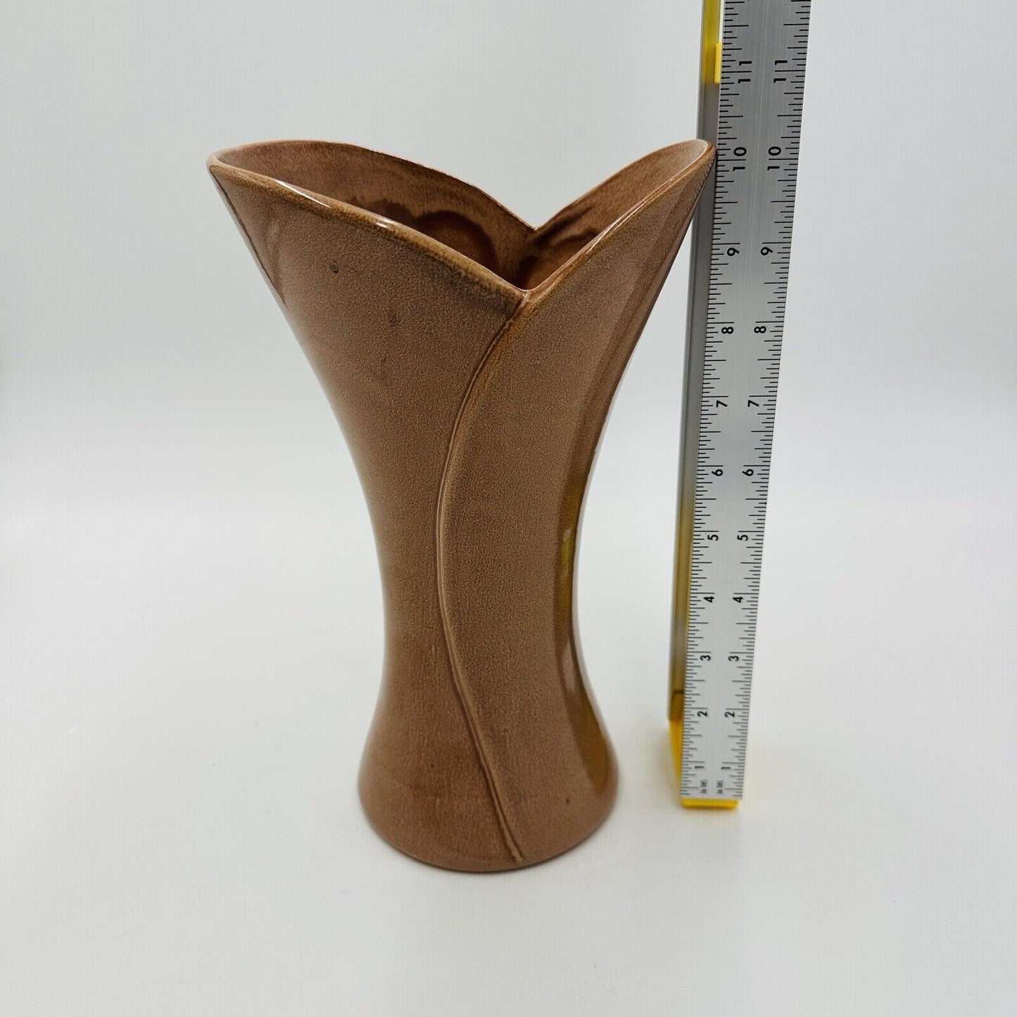 Red Wing Vase Pottery Tan Brown 10 1/2" USA 1625 Large Decor Vintage MCM