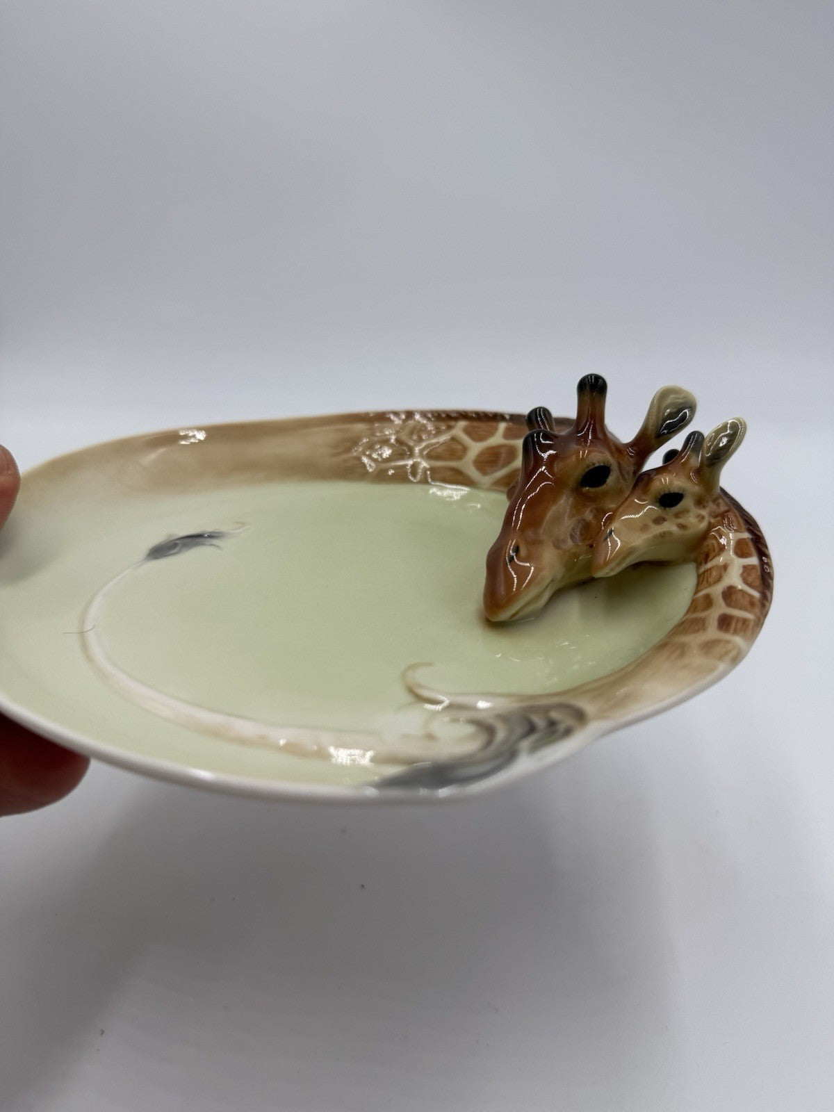 Rare FRANZ Fine Porcelain Giraffe DESSERT PLATE Jungle Beauties Collection 6.25
