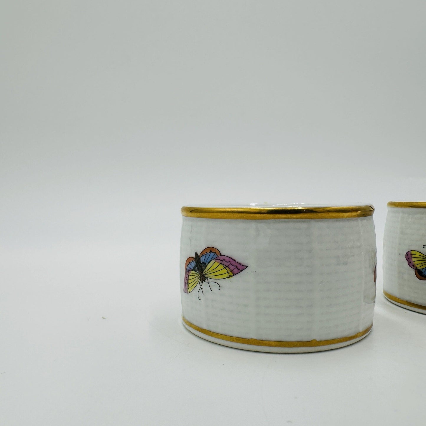 Herend Hungary Porcelain Rothschild Painted Napkin Ring Holders 2 Inch Diameter