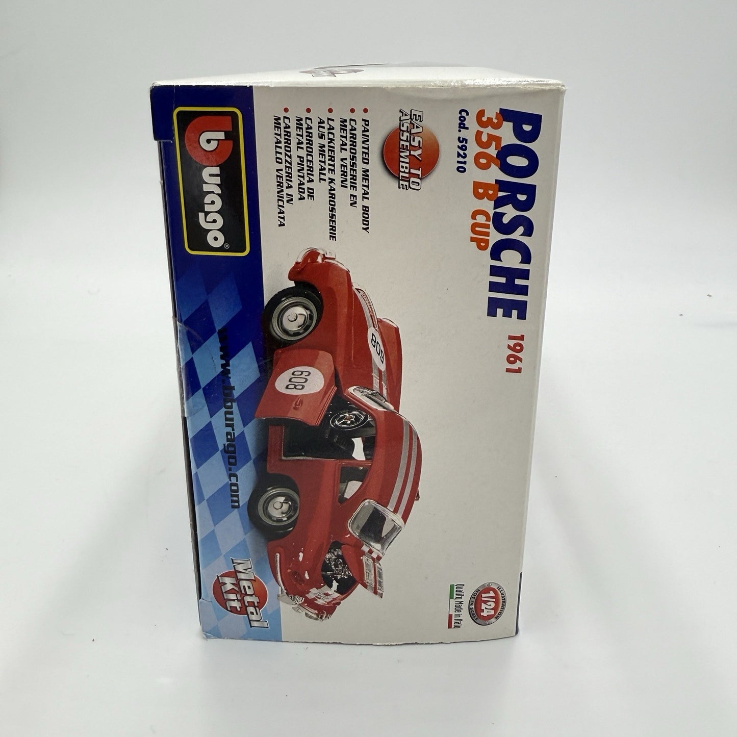 Burago 1:24 scale Porsche 1961 356 B Cup die-cast metal model kit Sealed New