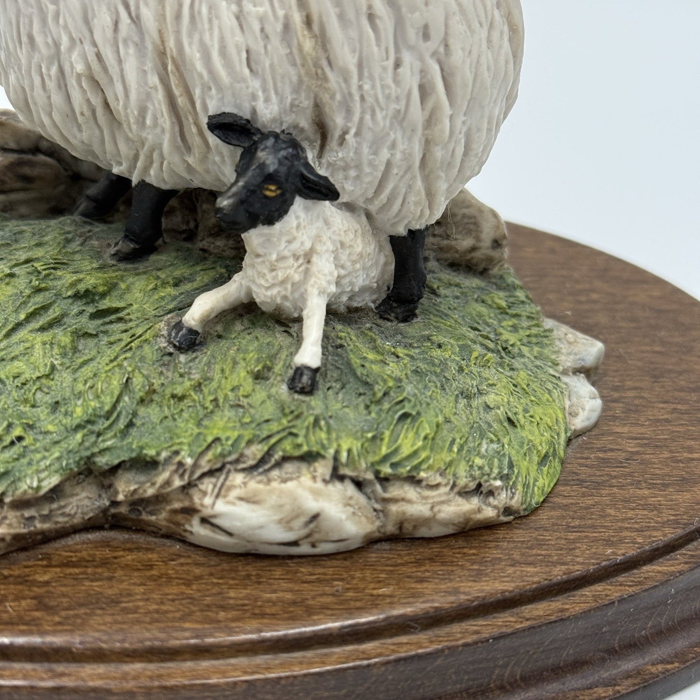 Country Artists Richard Cooper STRATFORD UPON AVON ENGLAND Sheep Figurine