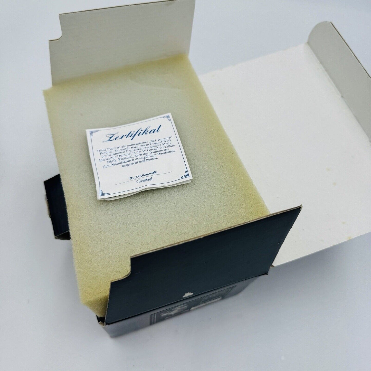 Hummel Goebel My Wish Is Small # 176 Germany Figurine Porcelain Vintage Box COA