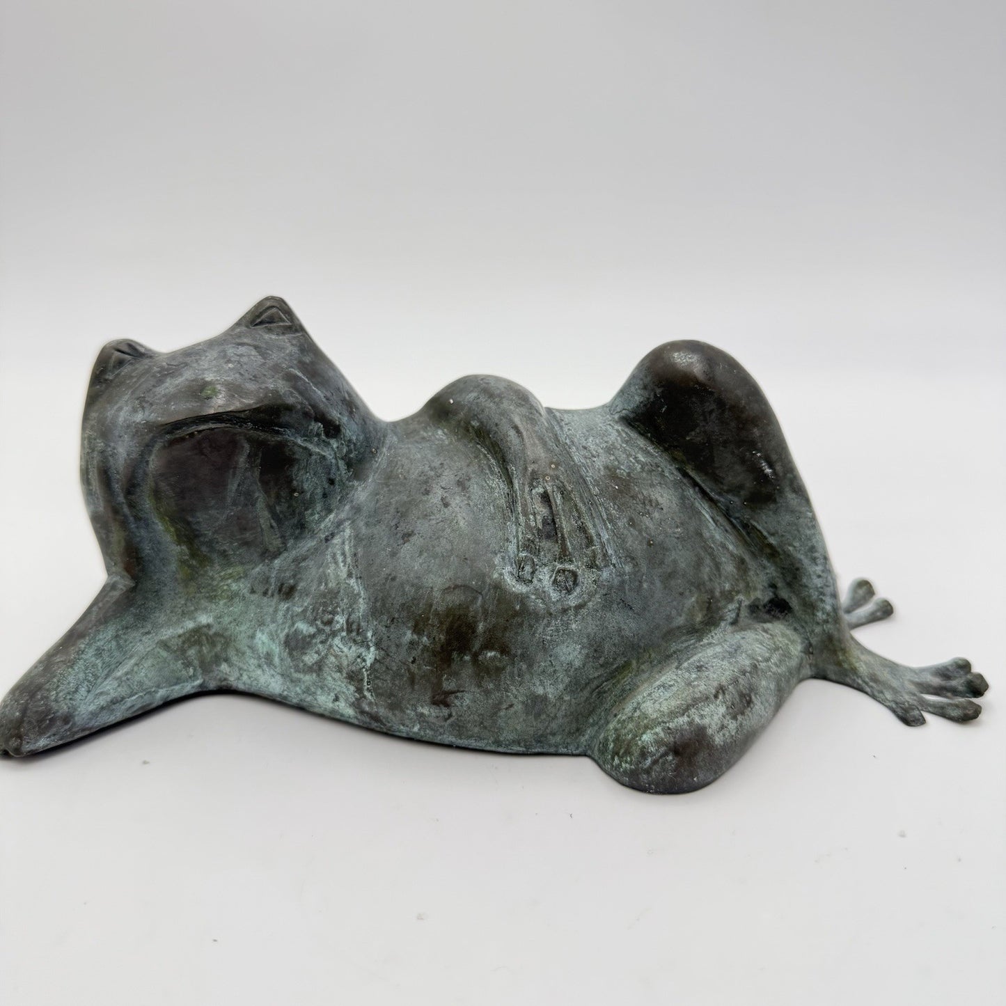 Vintage Bronze Hollow Casting RESTING Frog Sculpture 4”Hx8.5”L