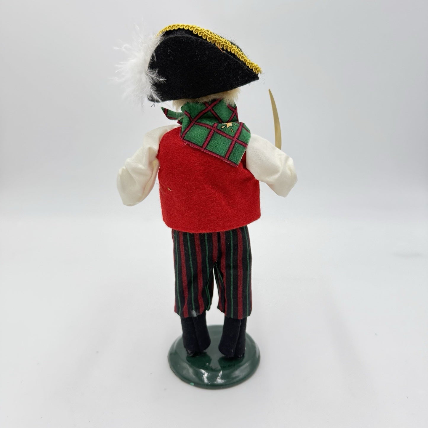 BYER'S CHOICE LTD The Carolers HALLOWEEN PIRATE COSTUME 2001 Art Folk Figurine