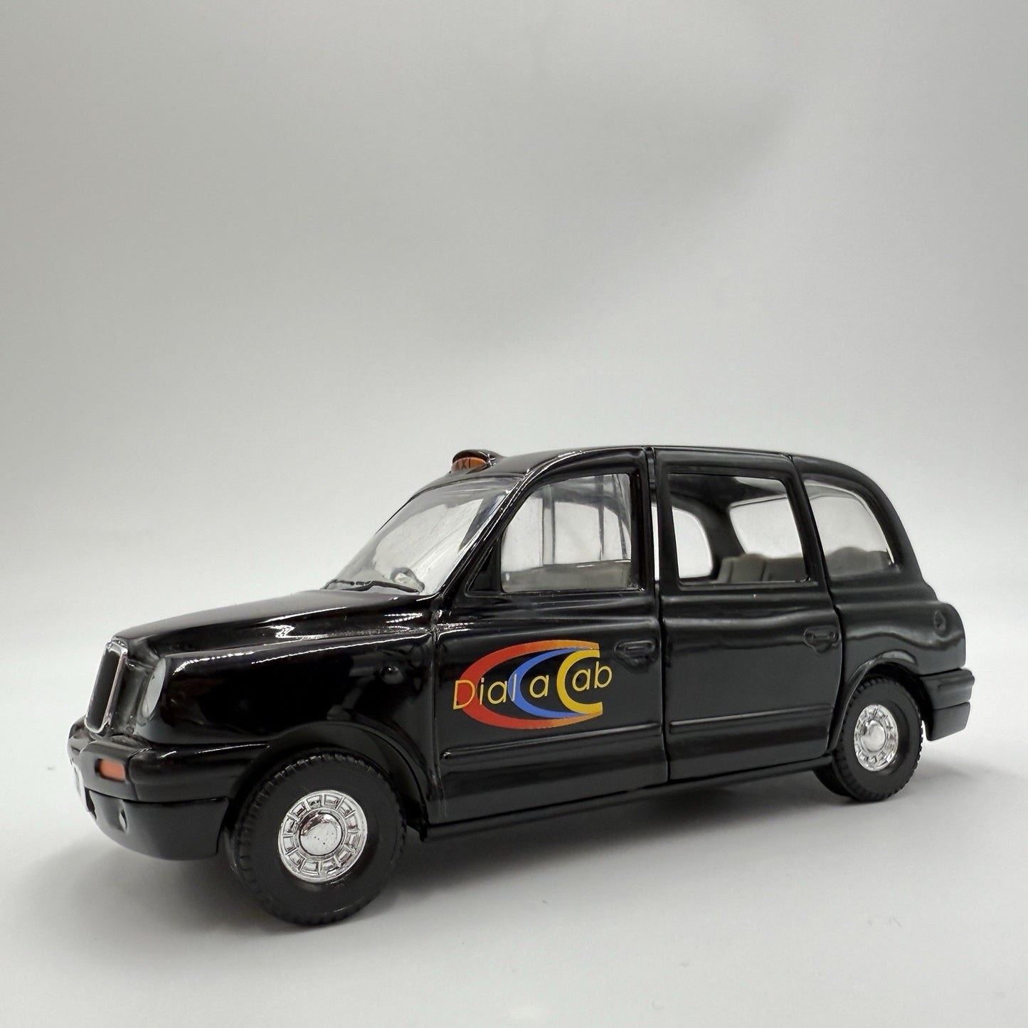 Corgi London Scene Taxi Black 1/36 Dial a Cab Diecast Black Car Vintage 2000
