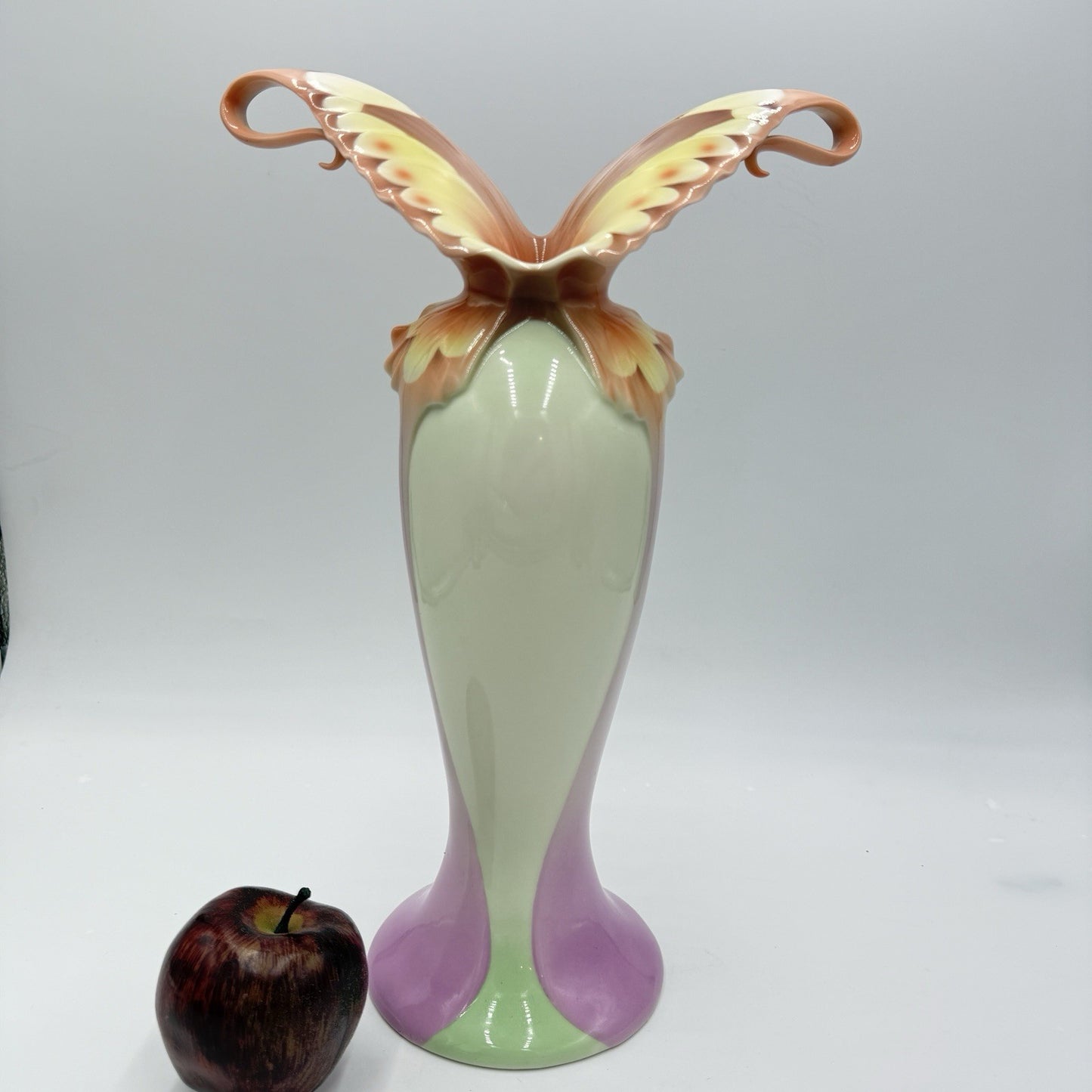 FRANZ porcelain 15 1/2” Papillon-Butterfly Collection Vase-Spread Wings