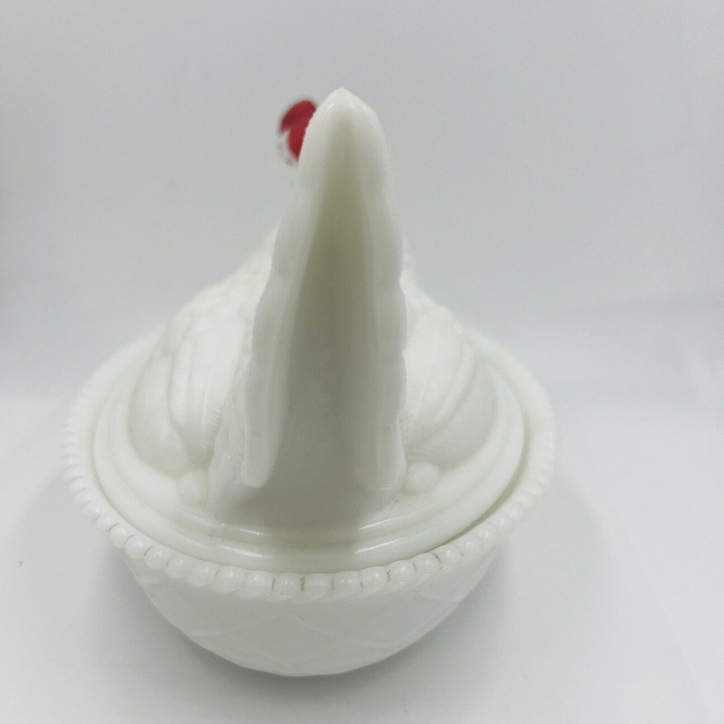 Westmoreland Nesting Hen Dish Milk Glass Covered Vintage Art Decor 1950