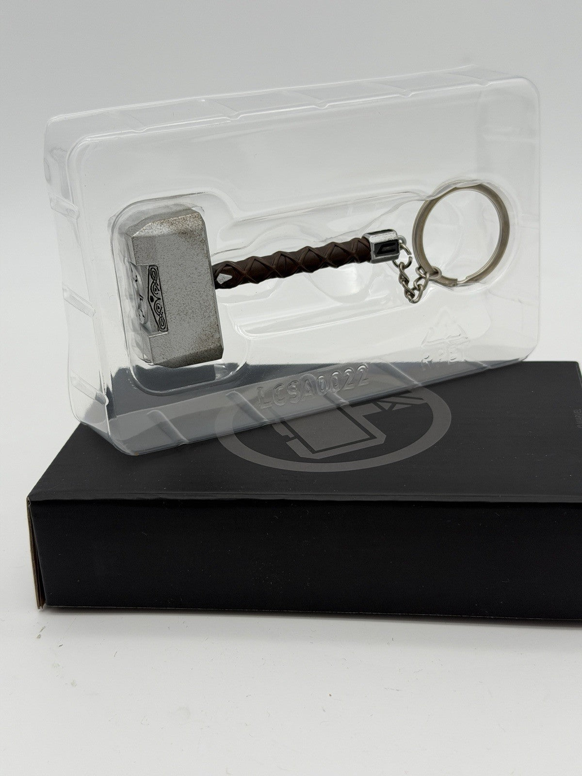 Marvel Avengers Earth's Mightiest Edition Thor Hammer Mjolnir Keychain Sealed