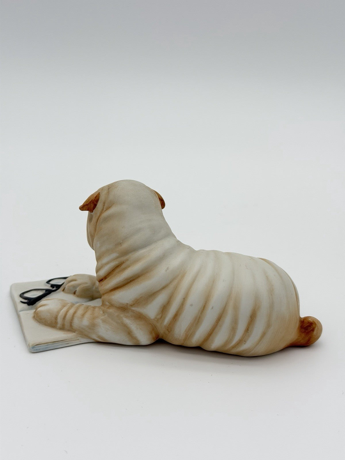 Franklin Mint Porcelain Shar-pei Dog Puppy Painted Vintage Figurine 3”x5”