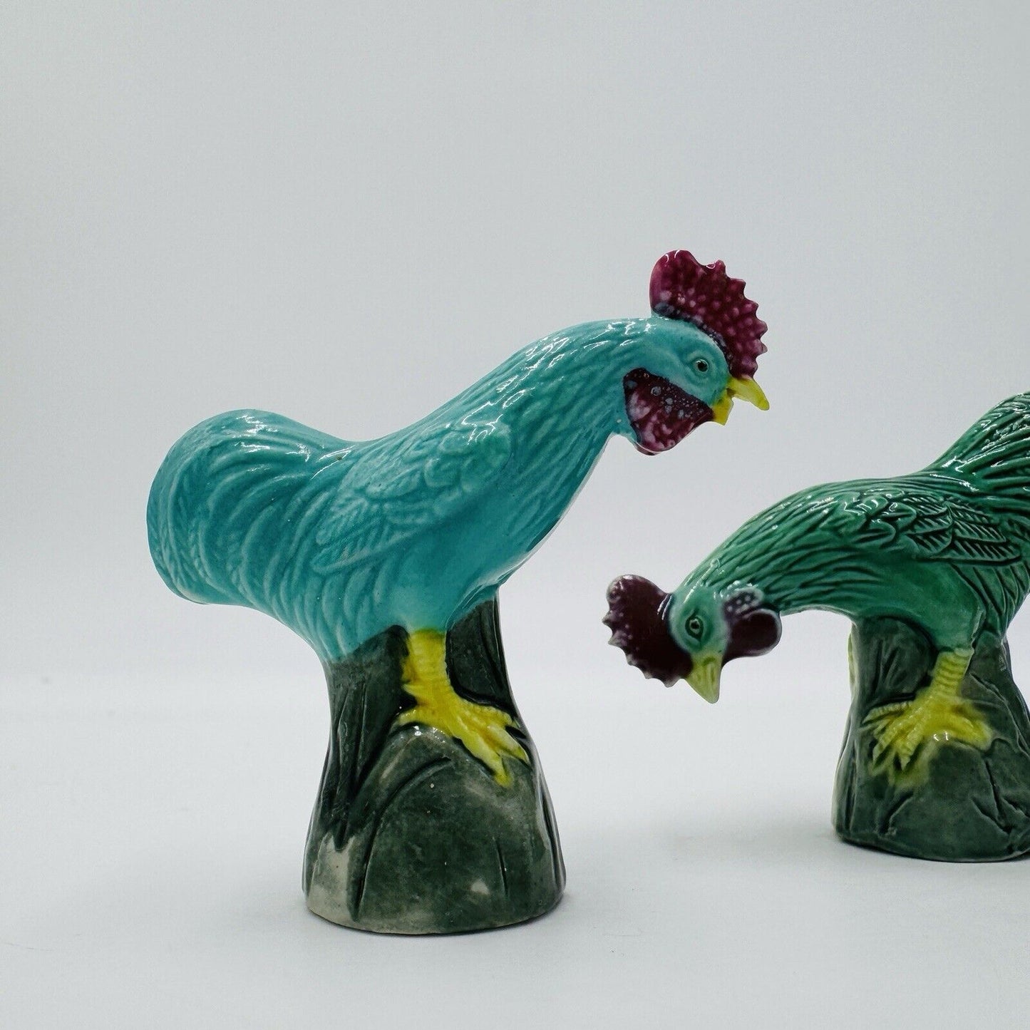 Rare Vintage Chinese Ceramic Roosters Miniature Set Export Figurines