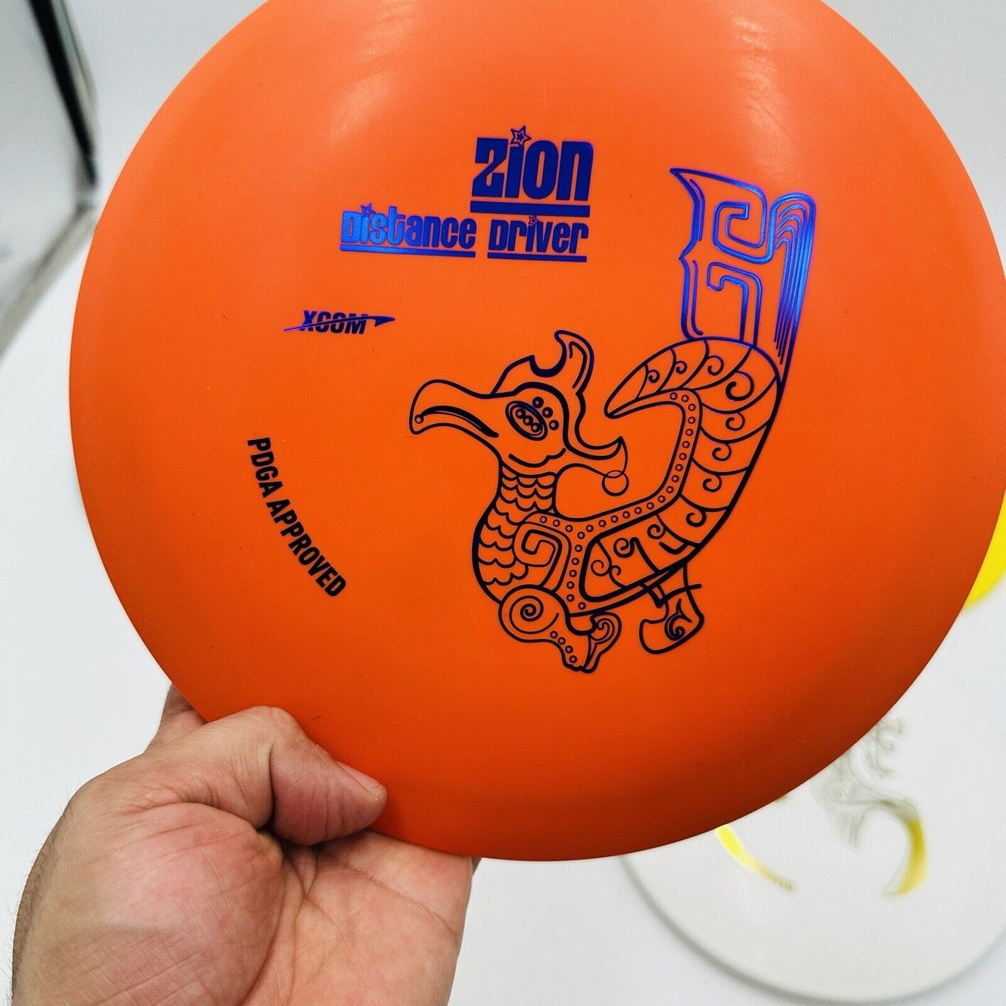 Xcom Disc Golf Beginner Starter Set with 4 Discs Easy to Carry Bag Ultimate