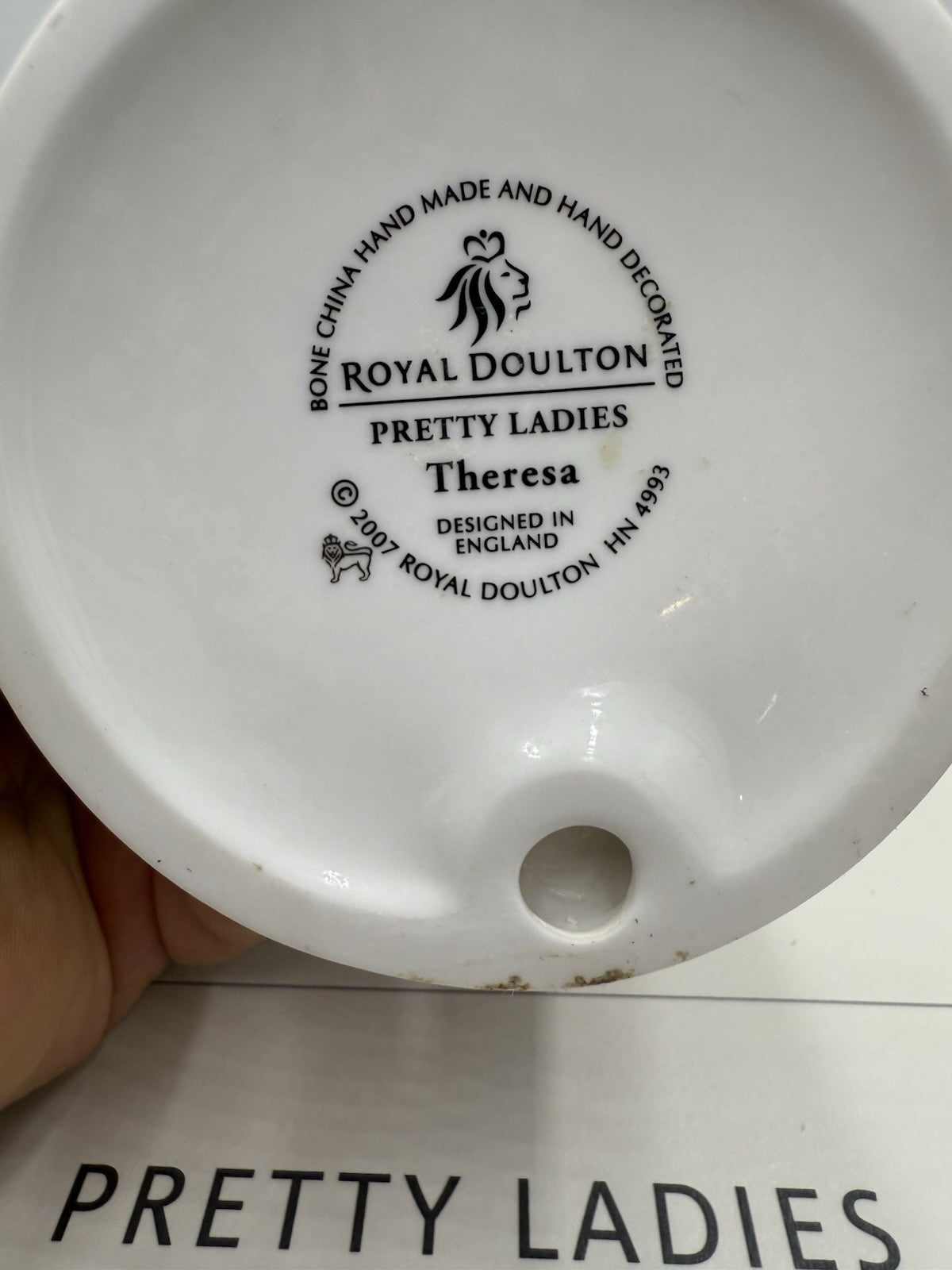 Royal Doulton Bone China Pretty Ladies 2007 Theresa Figurine HN4933 England