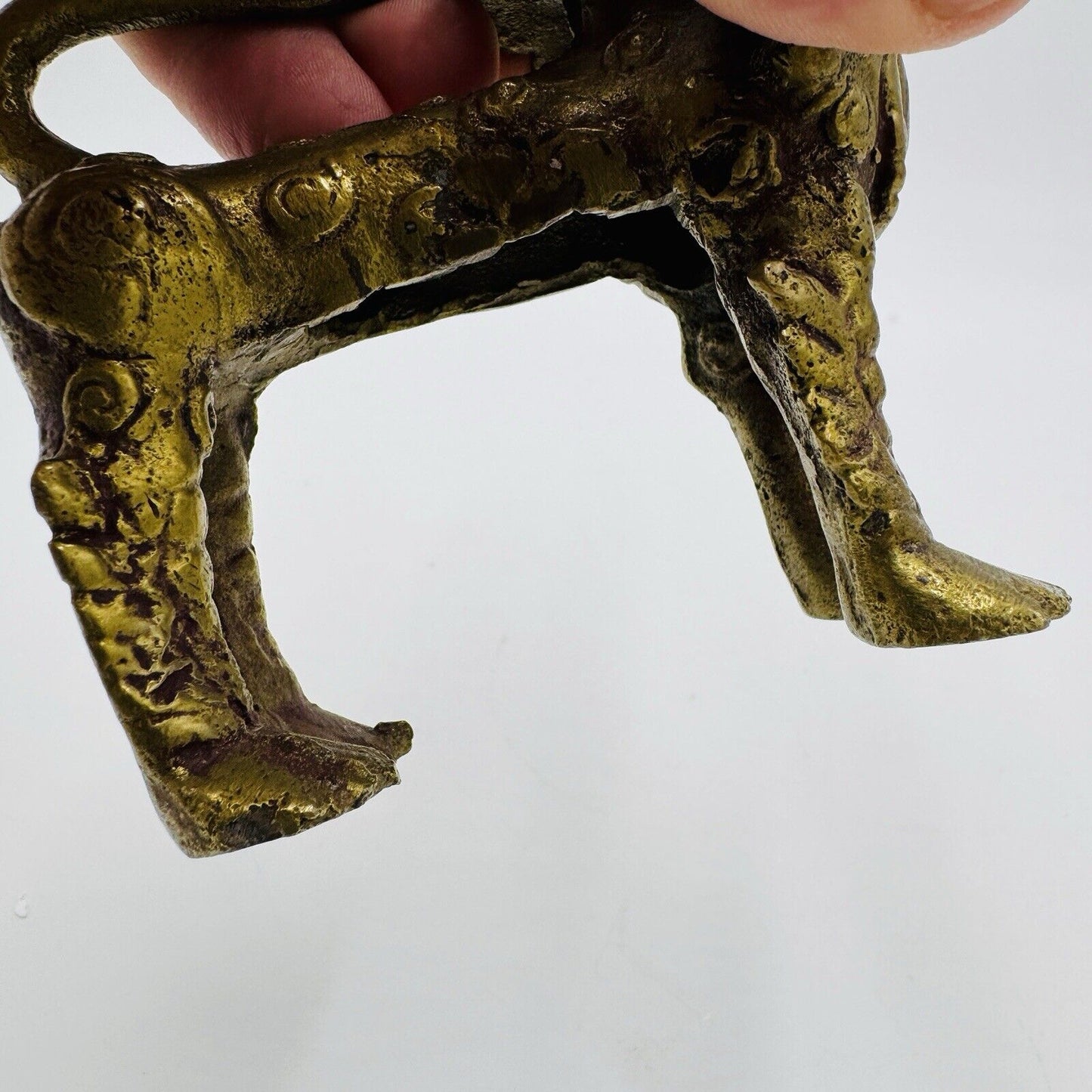 Vintage Heavy Brass Metal Foo Fu Dog Lion Chinese Statue Figurine