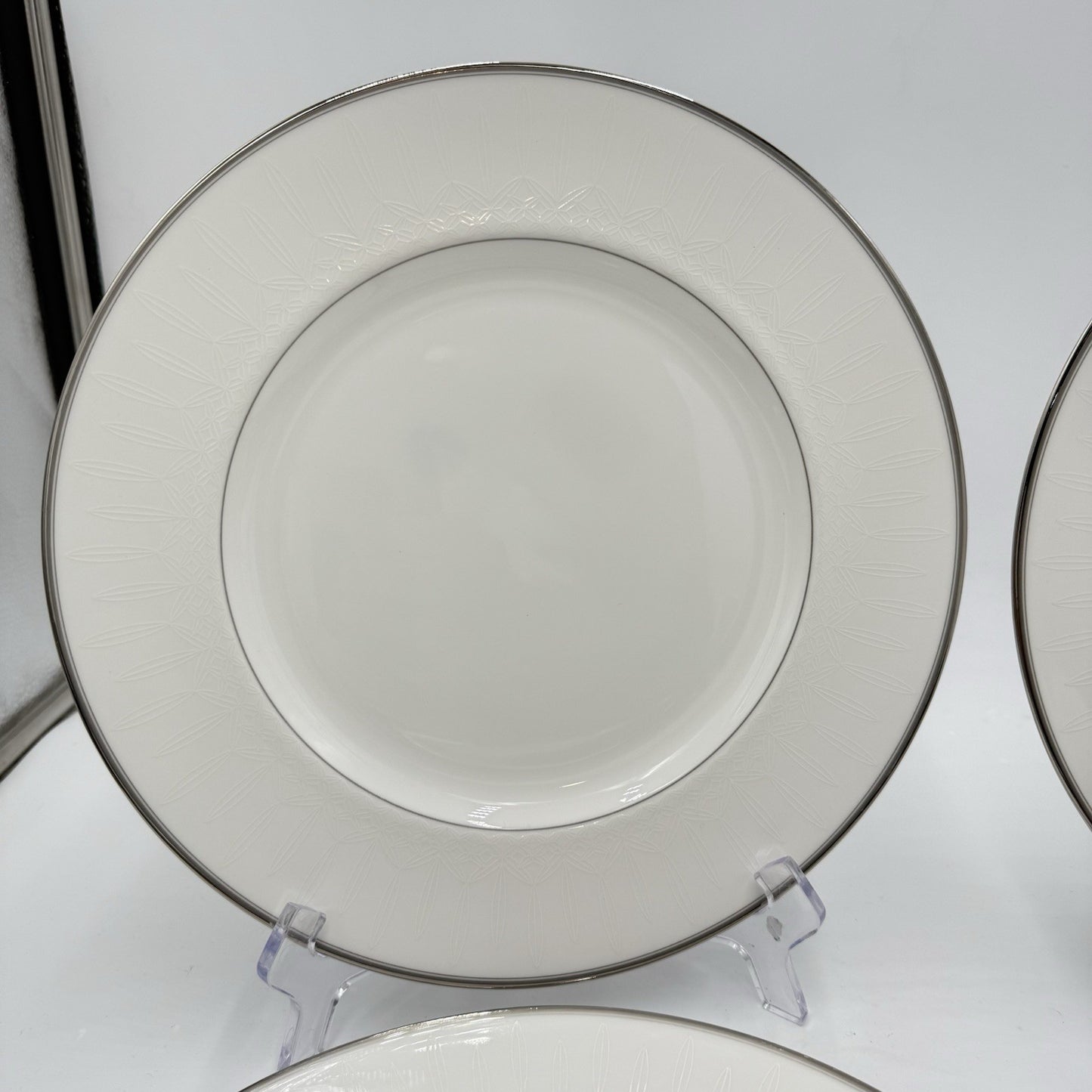 Waterford Fine English China Lismore Platinum Dinner Plates 4 PCs 10.75” New
