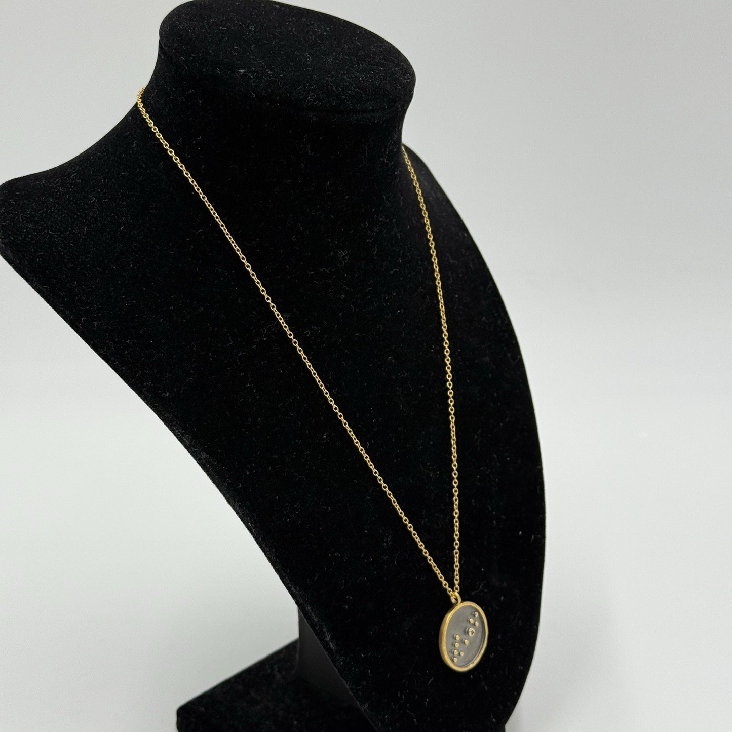 Satya Zodiac Necklace pisces ♓️ Gold Tone 18.5” L Necklace W/pendant