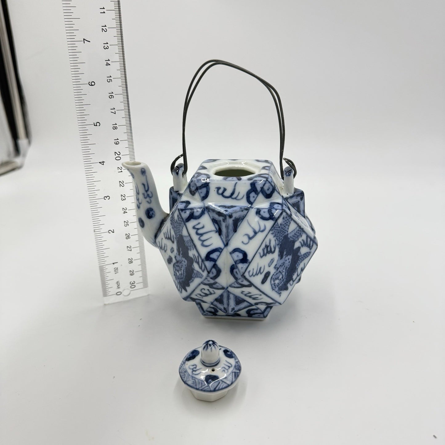 Chinese Glazed Blue And White Porcelain Teapot Painted Dragons Kangxi Mark Small