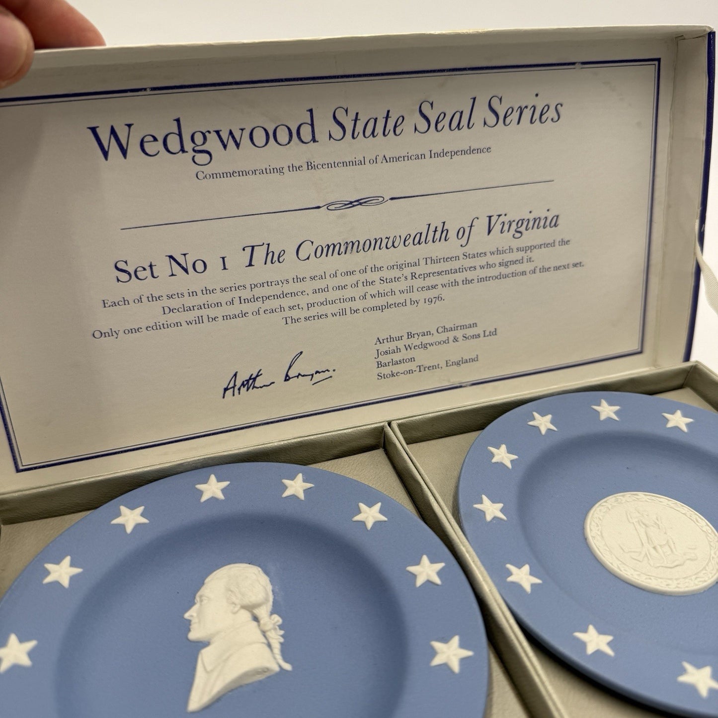 Wedgwood State Seal Series Set No 1 Commonwealth of Virginia Thomas Jefferson