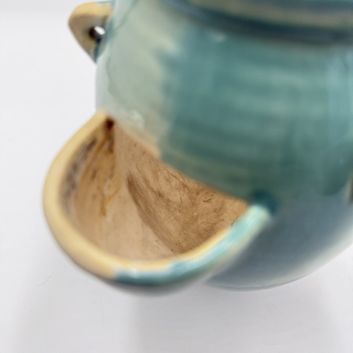 Roseville Art Pottery Ixia Art Deco 1937 hanging pocket planter turquoise 6”rare