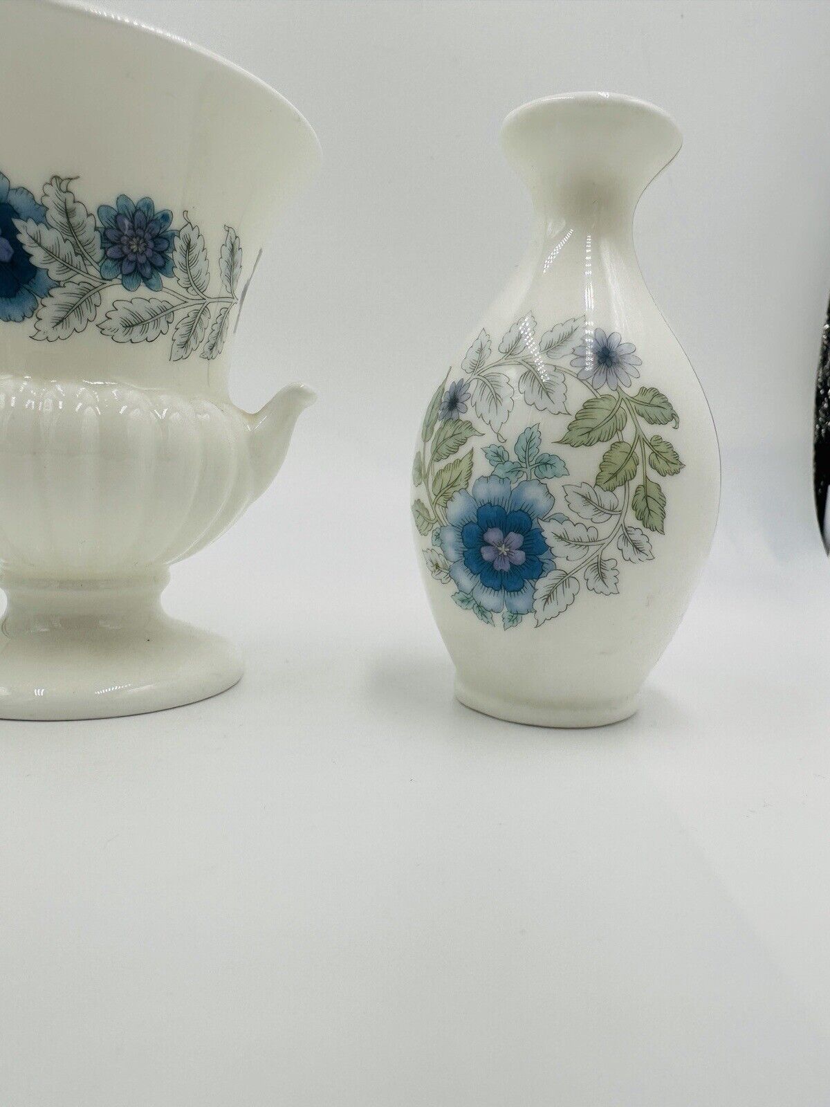 Set of 3 Wedgwood Vases Urn Bud Clementine Bone China Mini Set Vintage Decor