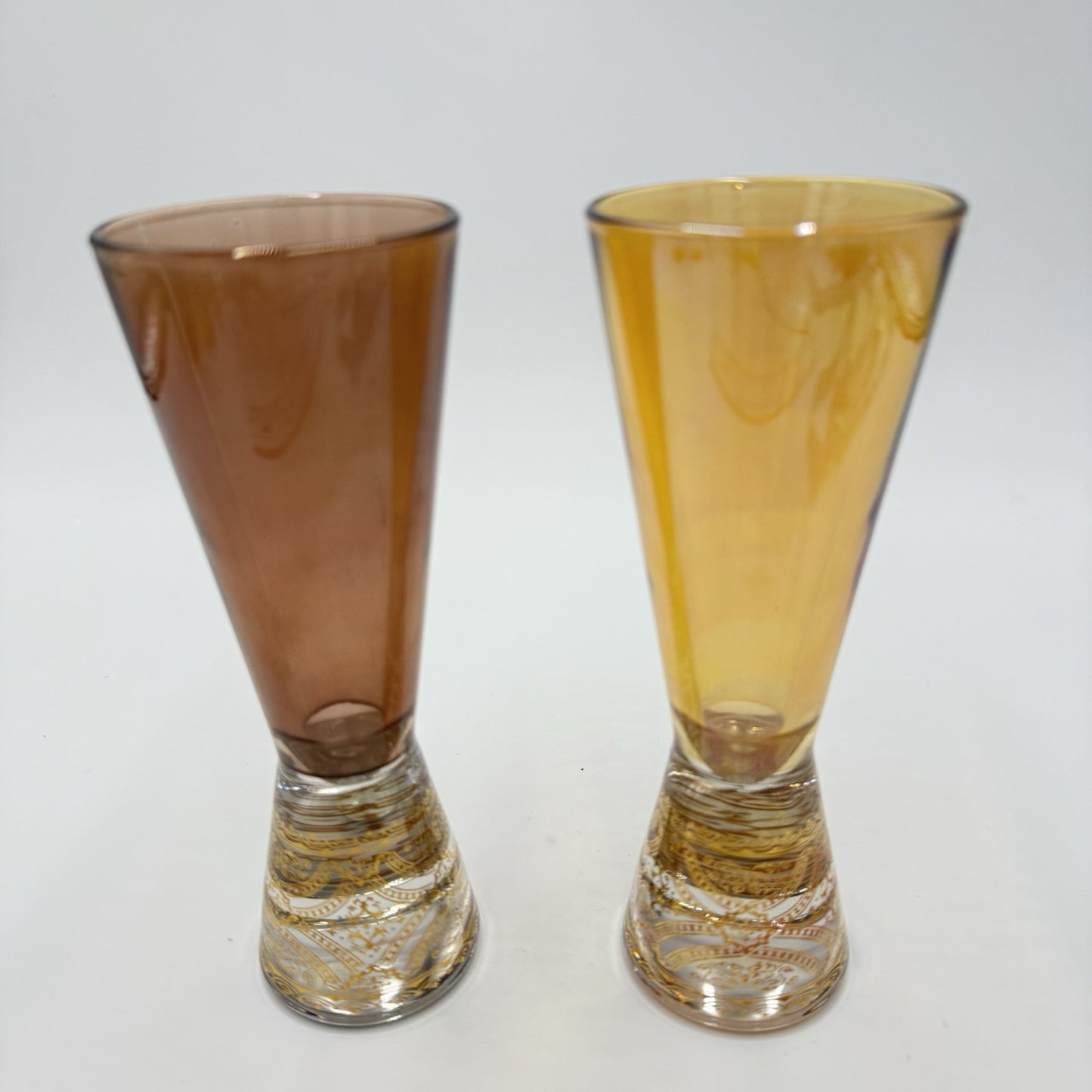 2 Vintage Collezione Timon Art Glass Italian Iridescent Gold Champagne Flutes