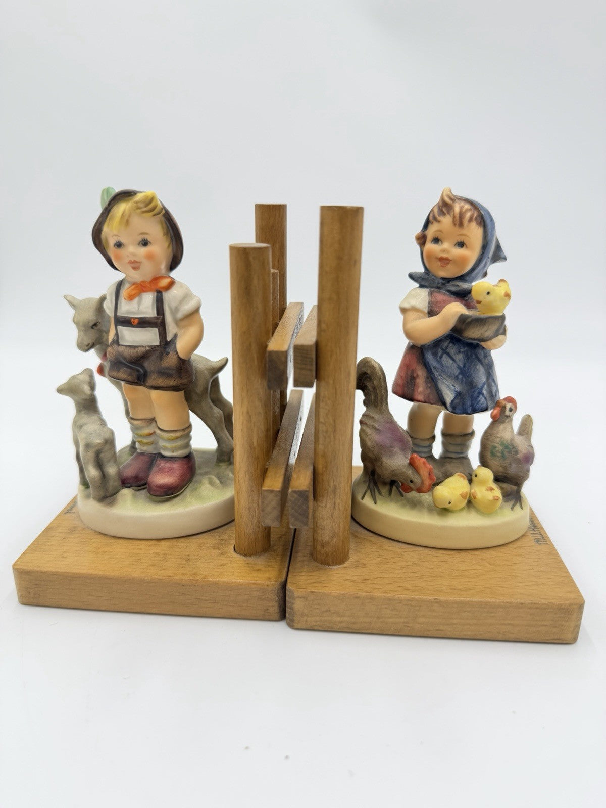 1950 Hummel Goebel Germany Porcelain Painted Shepherd Boy & Girl Bookends