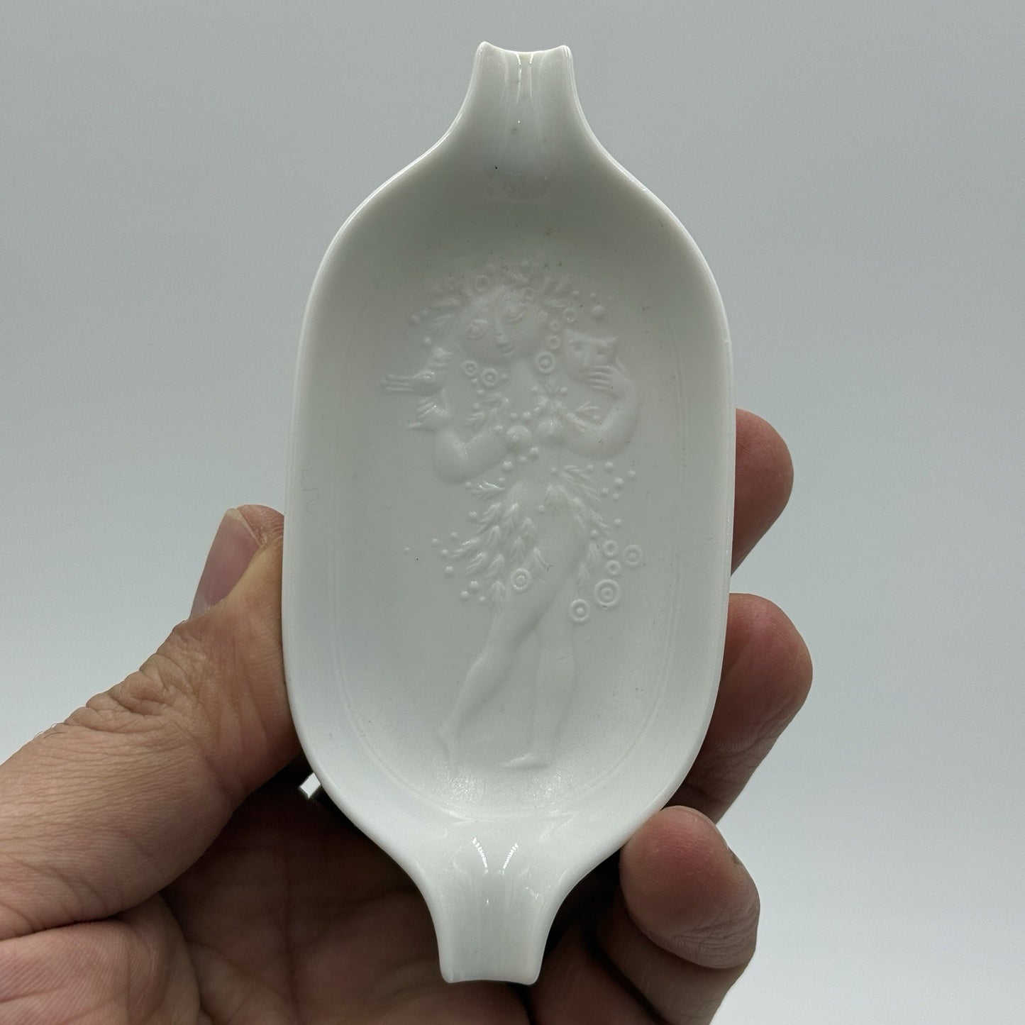 Rosenthal Signed Bjorn Wiinblad White Porcelain The Magic Flute Ashtray White