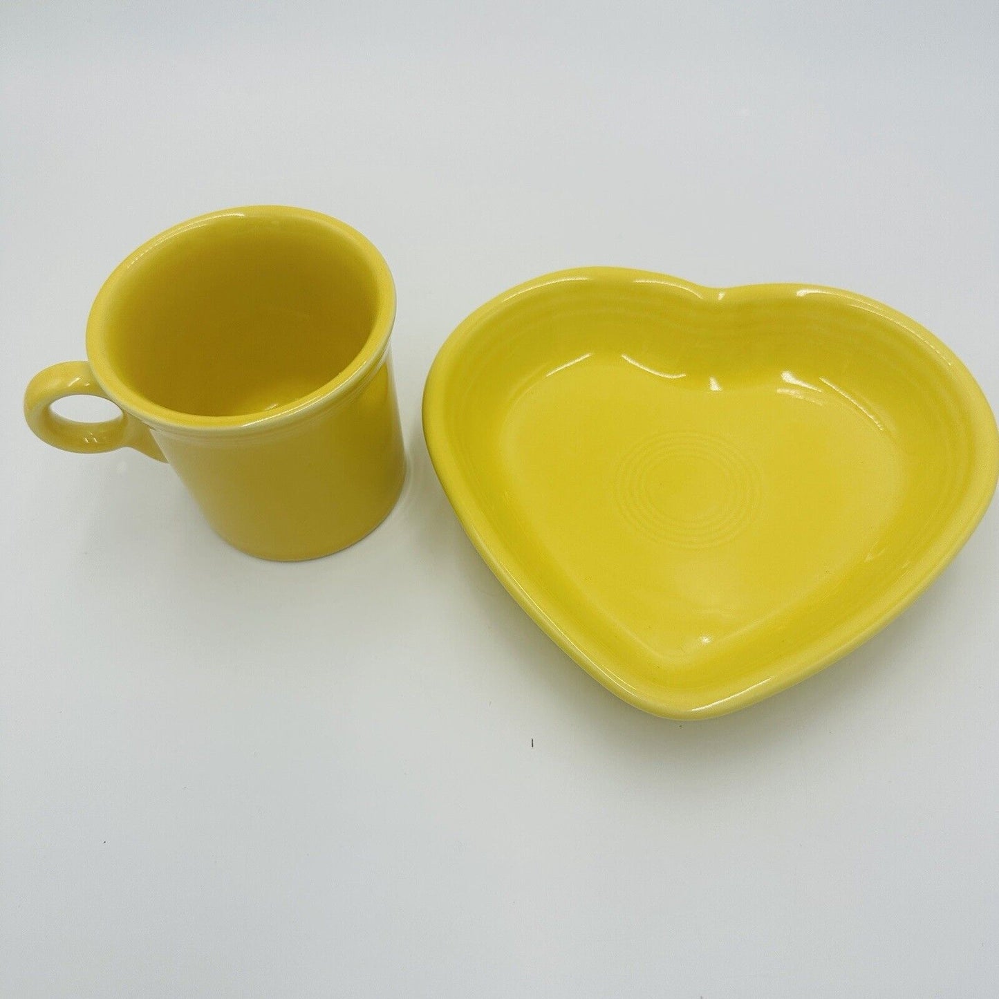 Fiestaware Coffee Mug Yellow Heart Shaped Ray & Yellow Serveware Vintage Dining