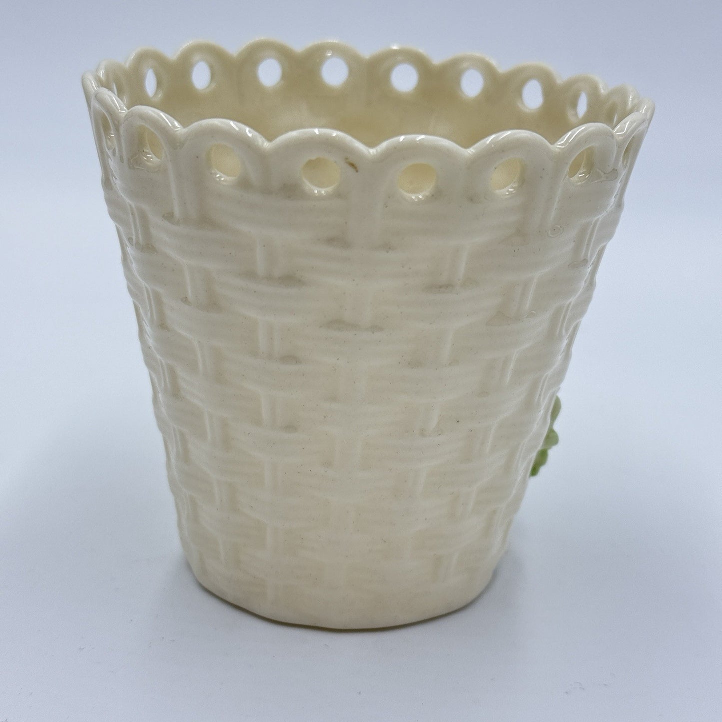Belleek Ireland Porcelain Floral Basketweave Spill Vase 6th Mark Green 3.5in