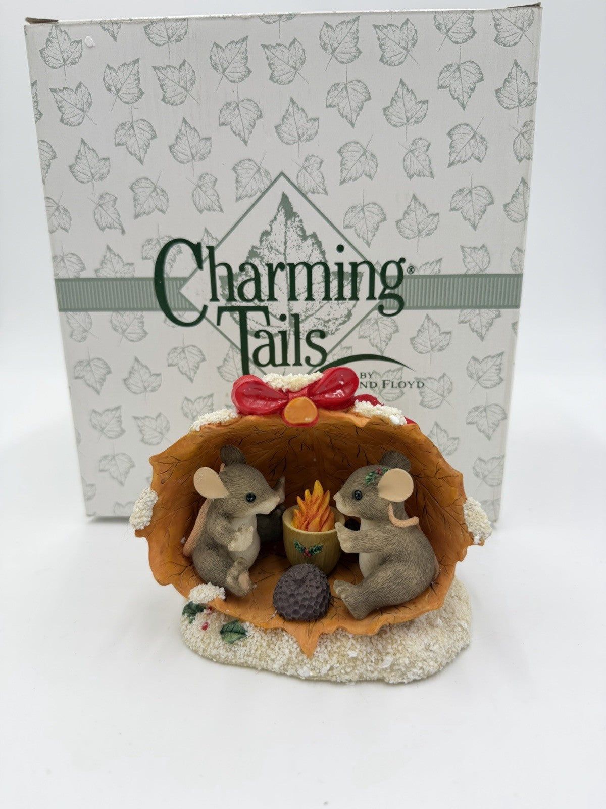 Charming Tails Mouse Oak Leaf Warm Cozy Holiday Fire Dean Griff Signed 97/13