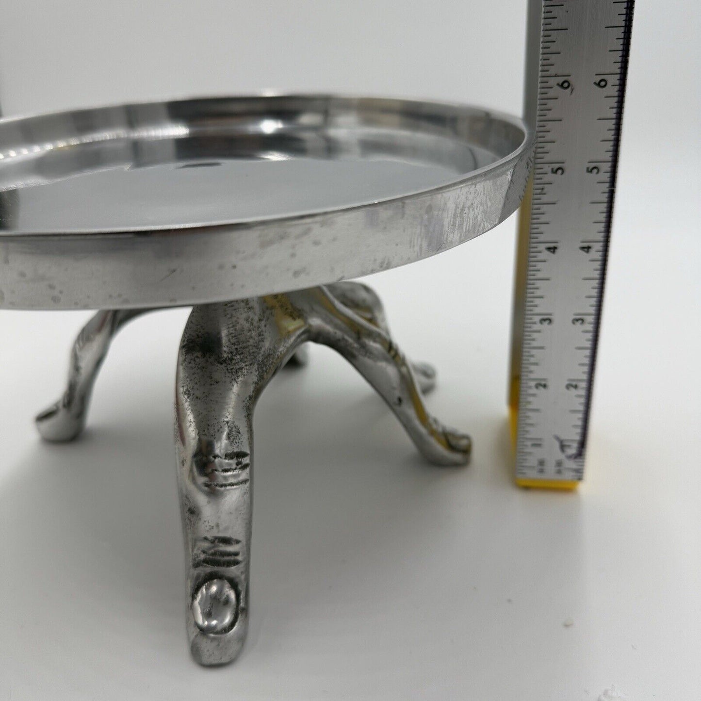 Aluminum tier tray stand hand shaped hurricane candle holder Home Decor