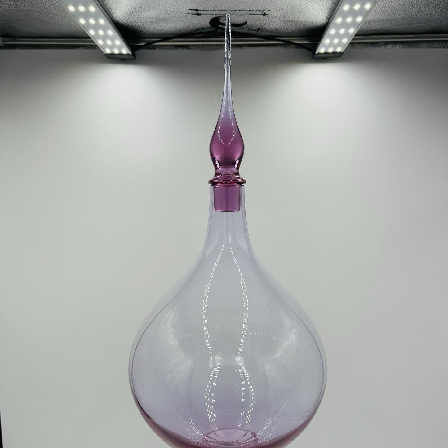 Global Views Art Glass Genie Bottle Decanter Julia Buckingham Large 29in Top
