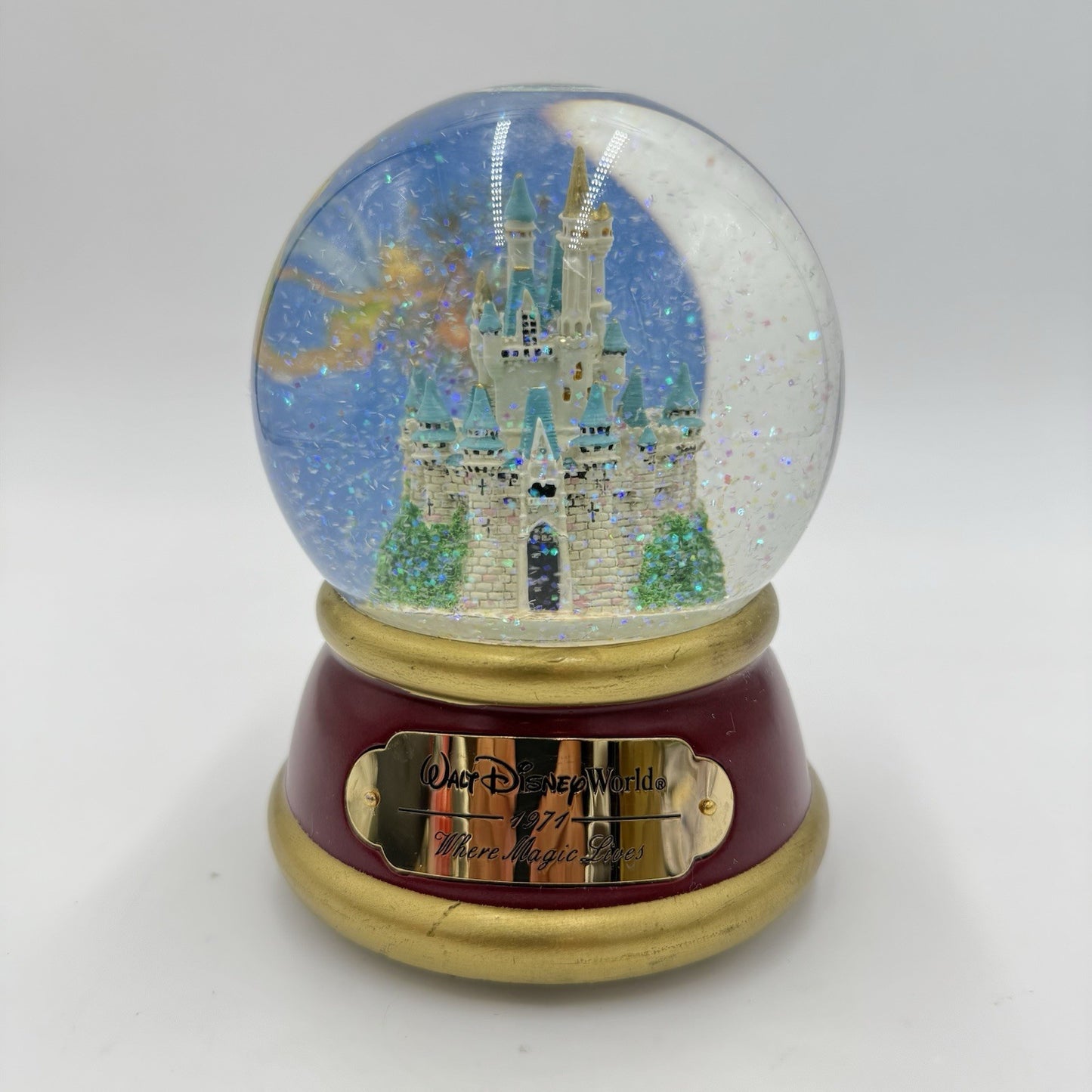 Walt Disney World 1971 Where Magic Lives Musical Snowglobe Disney Castle 5.5”