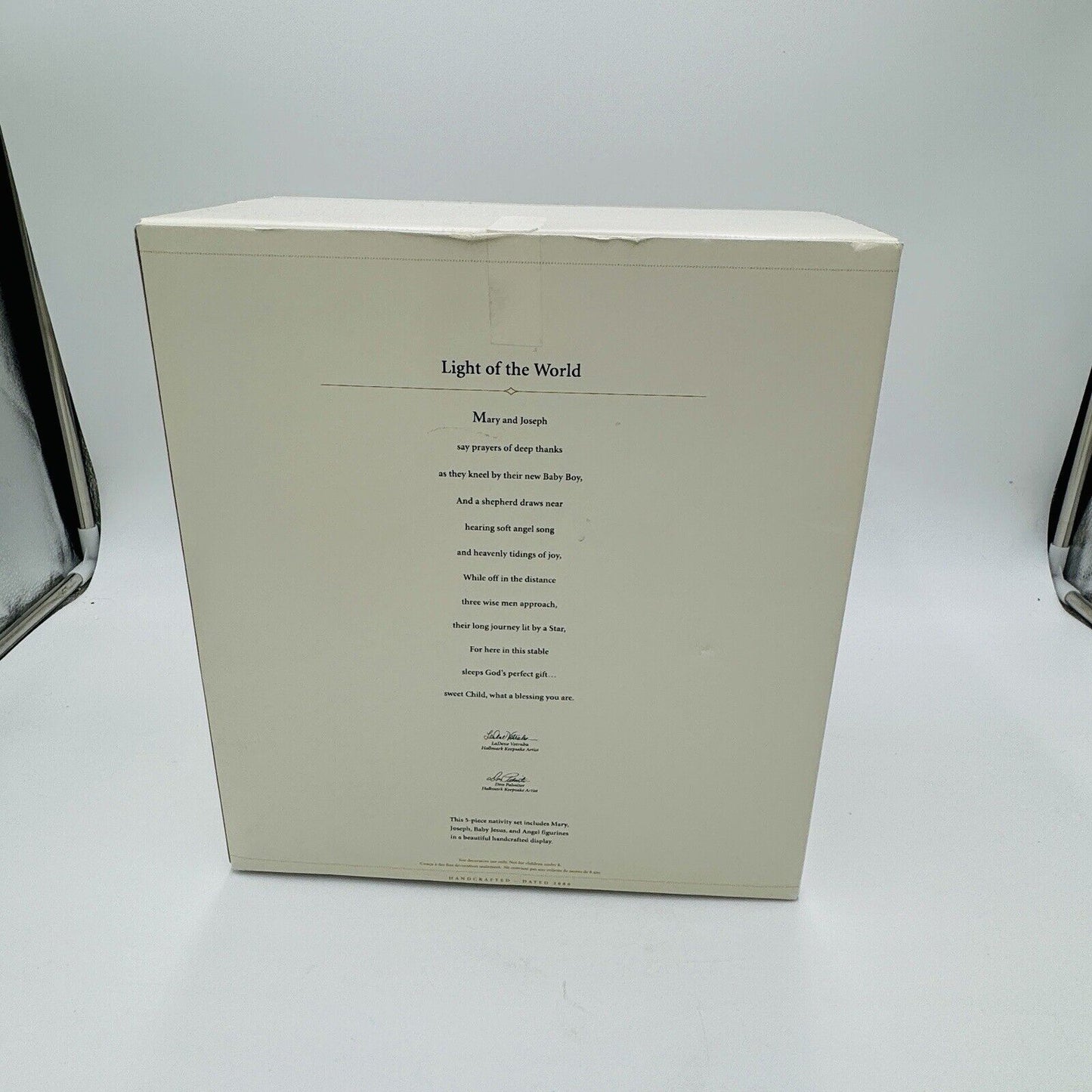 Hallmark 2006 Light of the World Table Decoration 5 Piece Nativity Set