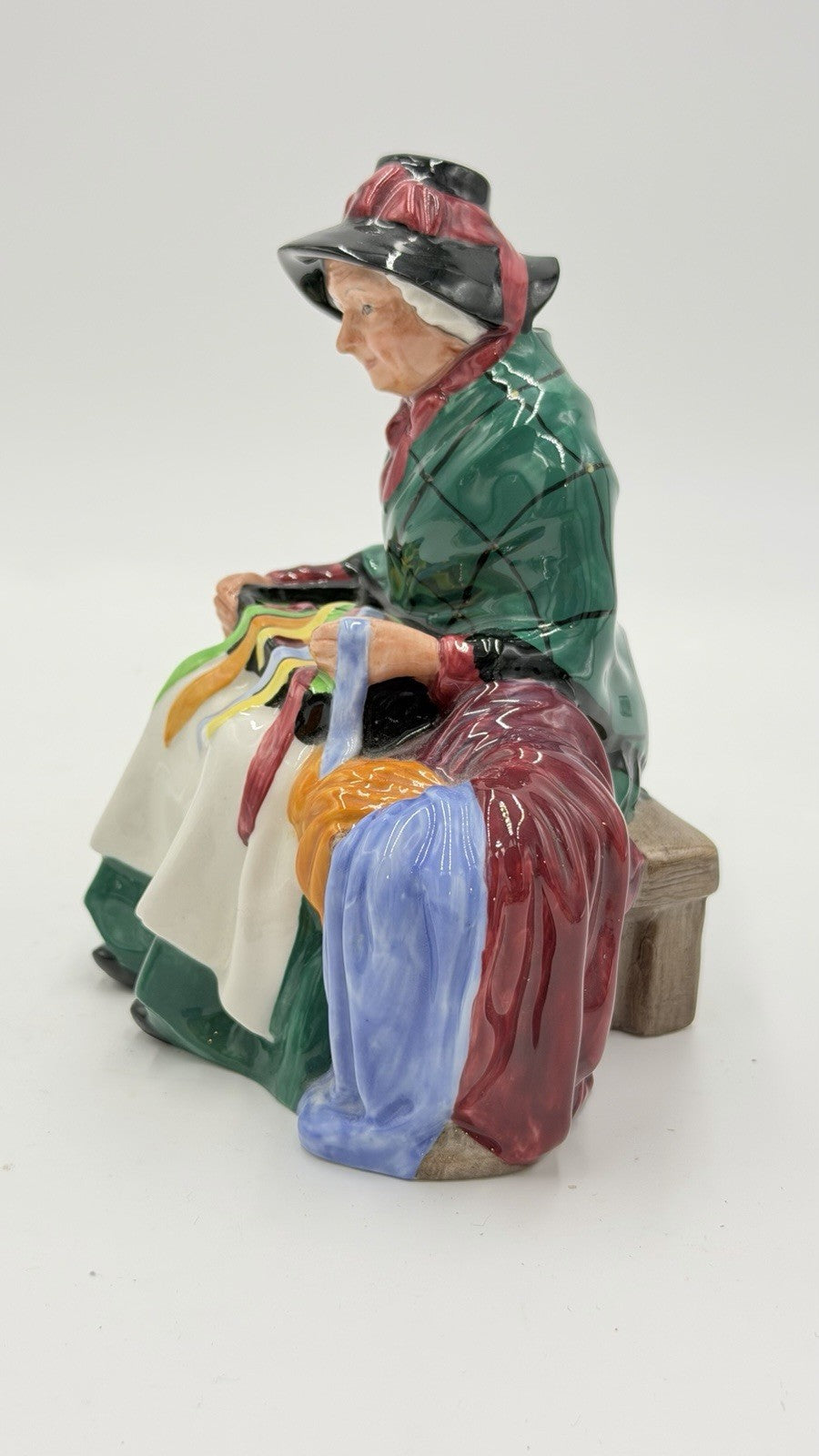 Vintage Royal Doulton Porcelain Figurine Silks & Ribbons H.N. 2017 England 1948