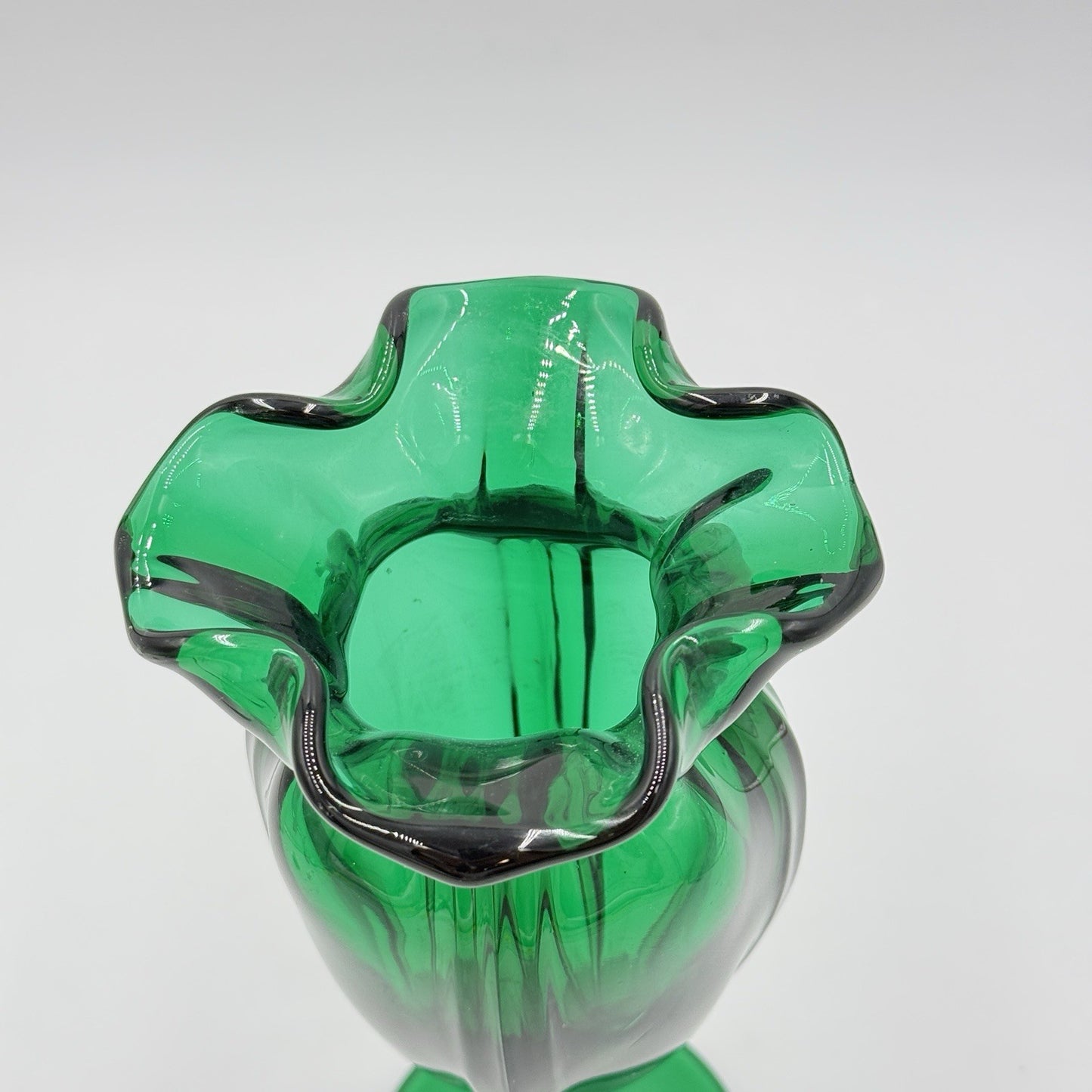 MCM Wayne Husted Stelvia emerald green art glass ruffled compote Vase 9.5”