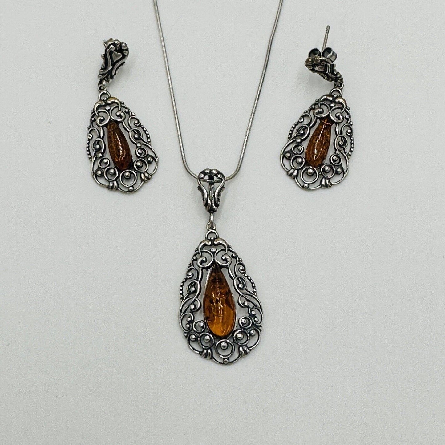Baltic Women Jewelry Necklace Pendant Earrings Set Amber Sterling Silver Vintage