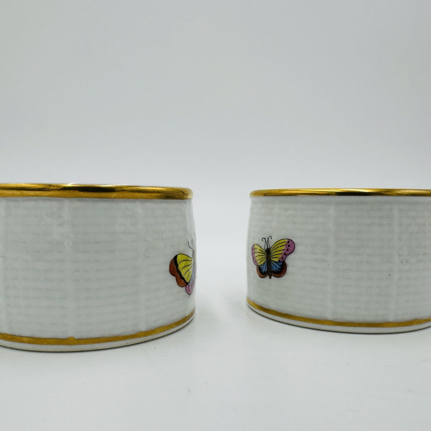 Herend Hungary Porcelain Rothschild Painted Napkin Ring Holders 2 Inch Diameter