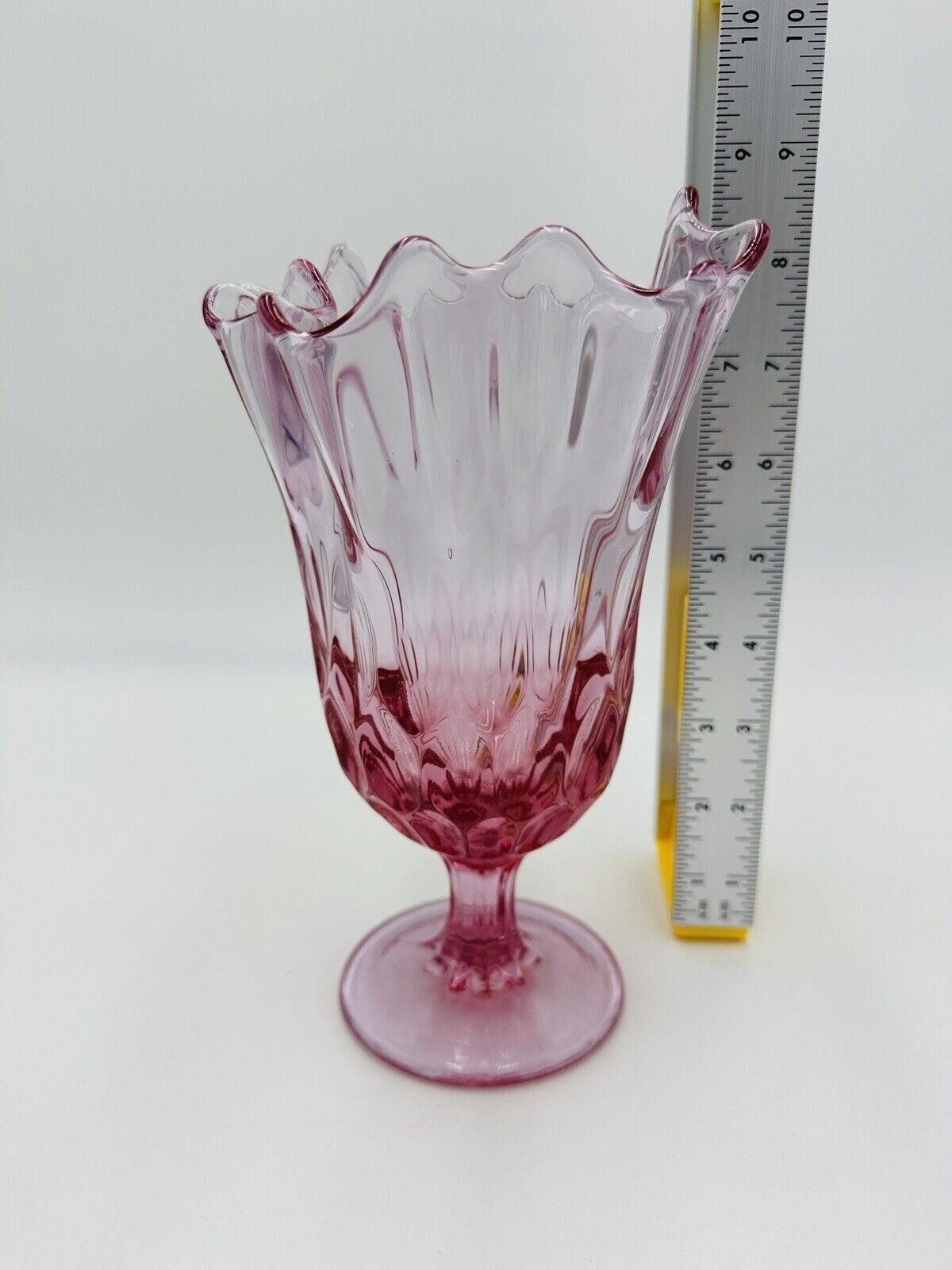 Fenton Vase Lily’s Of The Valley Art Glass Colonial Purplish Pink Standing Decor