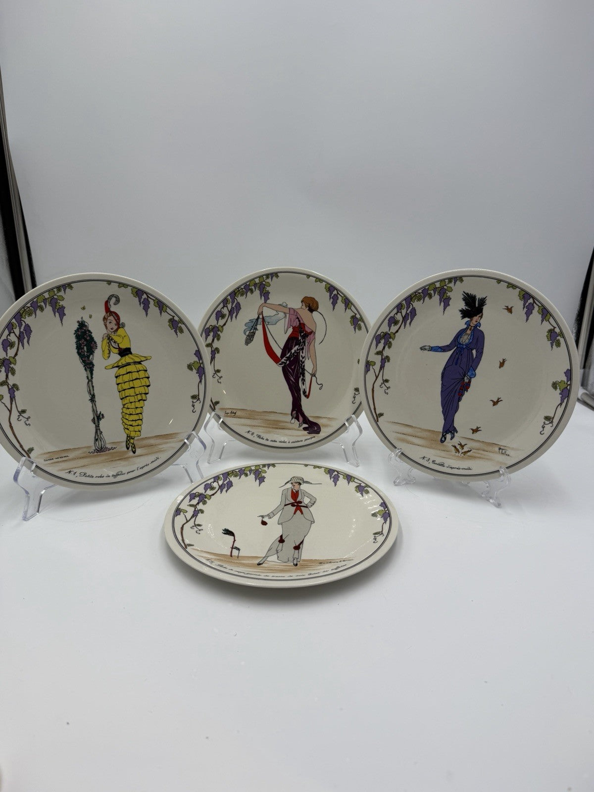 Vintage VILLEROY & BOCH Design 1900 Porcelain 8" Salad Plate Art Nouveau 4 Pcs P
