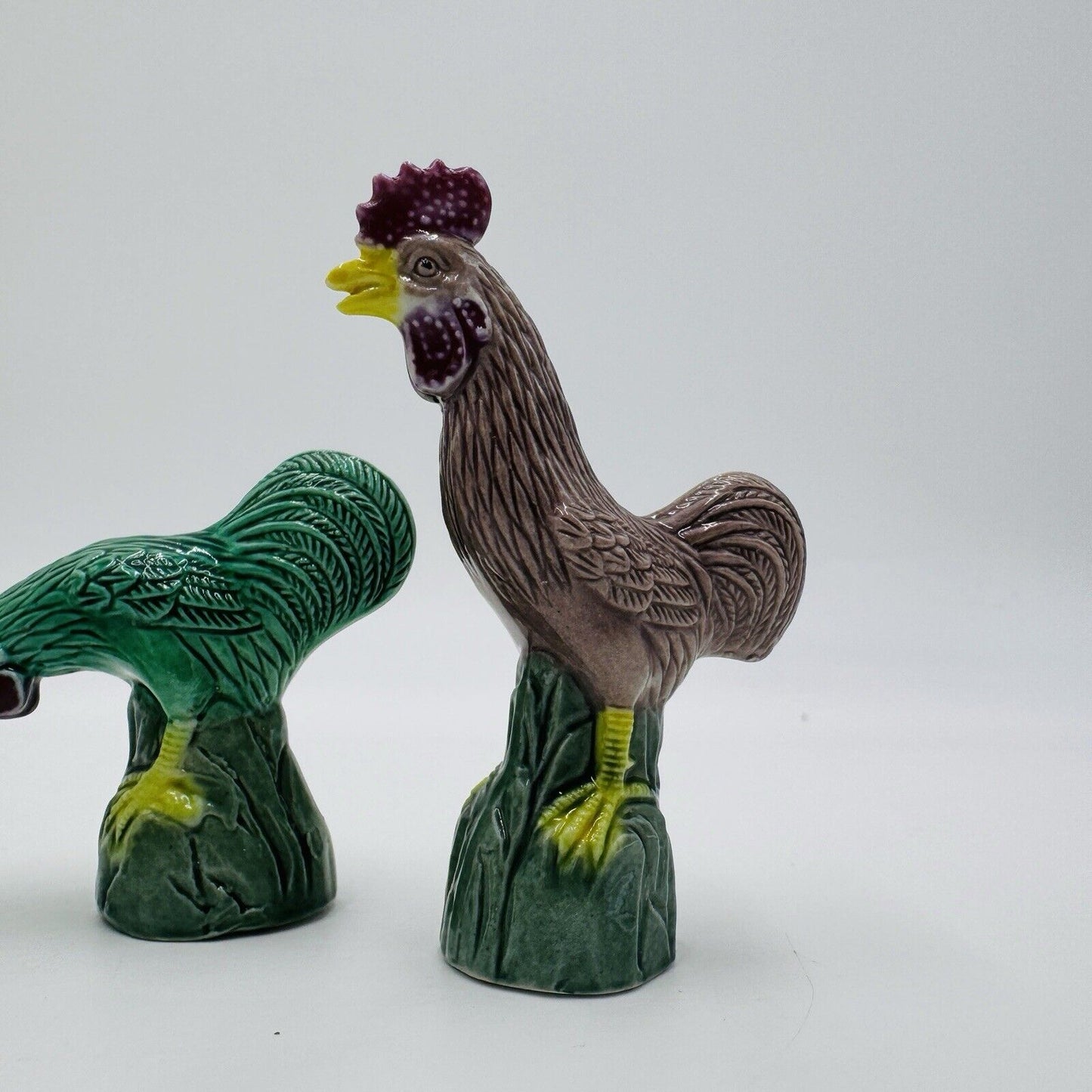 Rare Vintage Chinese Ceramic Roosters Miniature Set Export Figurines