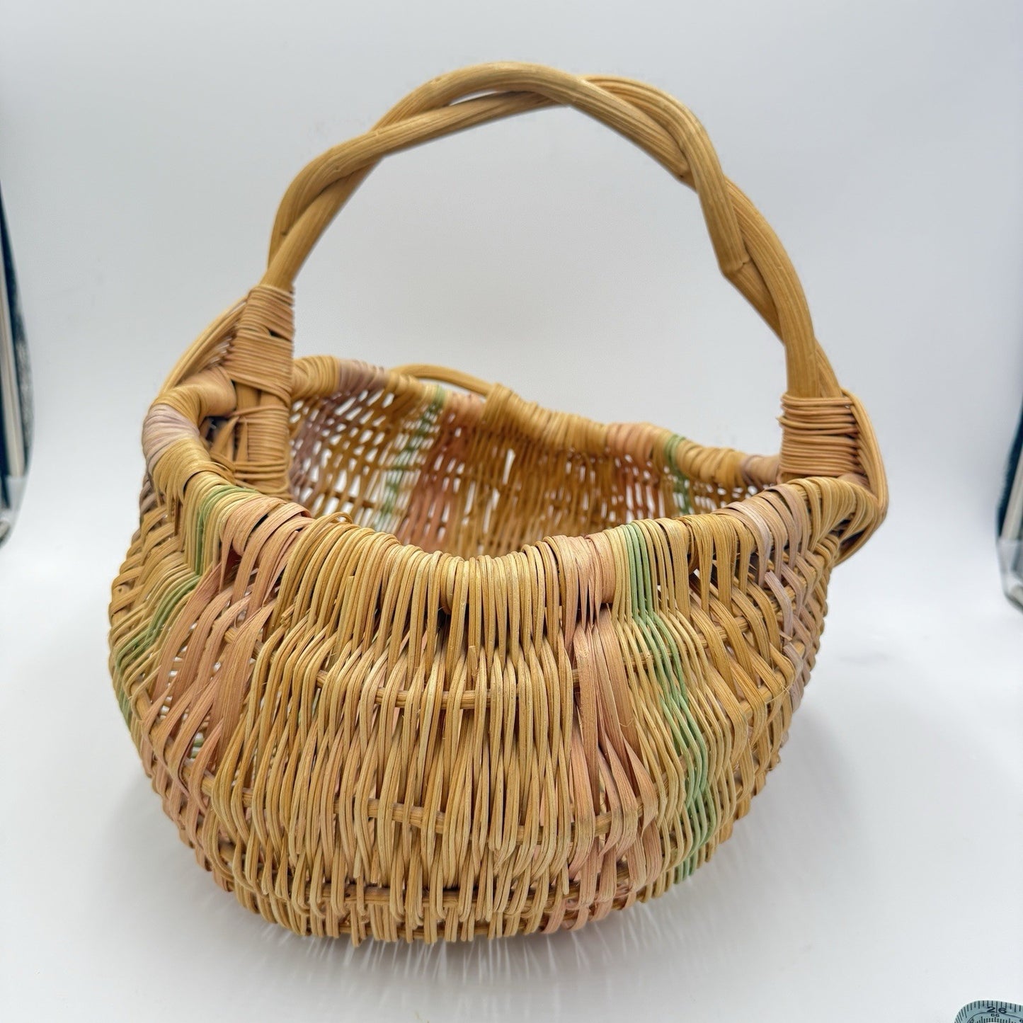 Vintage Primitive Natural Buttocks Basket Grape Vine Gathering Eggs