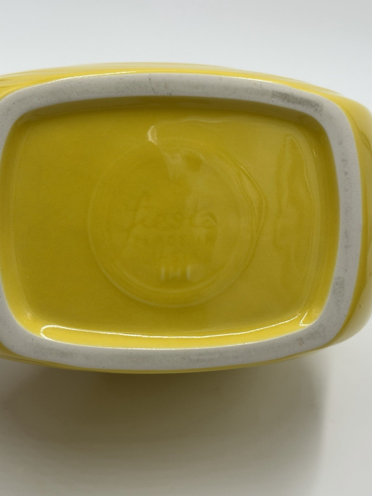 Large Fiesta Fiestaware Pottery Yellow Disc Water Juice Pitcher Homer Laughlin