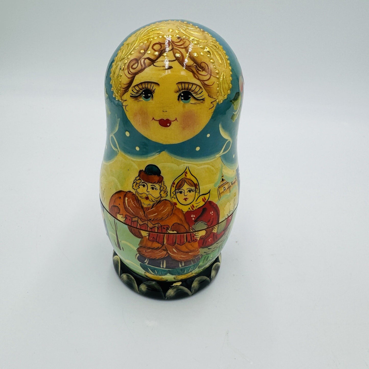 Vintage Matryoshka Nesting Doll with 5 Christmas Ornaments Handpainted 6in