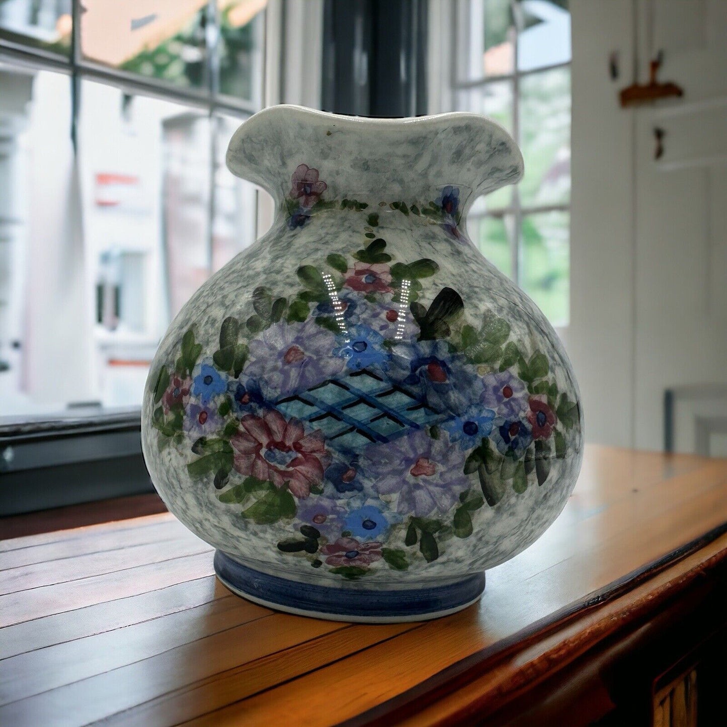 Tanagrea Studio Pottery Greece Floral Hand Painted Vase #379 5.5in H Vintage