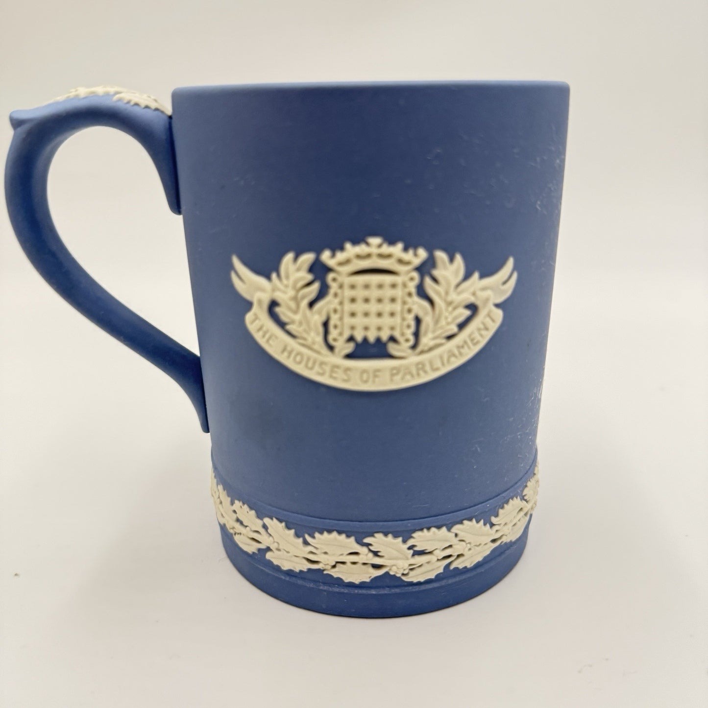 Vtg Wedgwood Christmas 1974 Blue Jasperware Parliament Mug England Commemorative