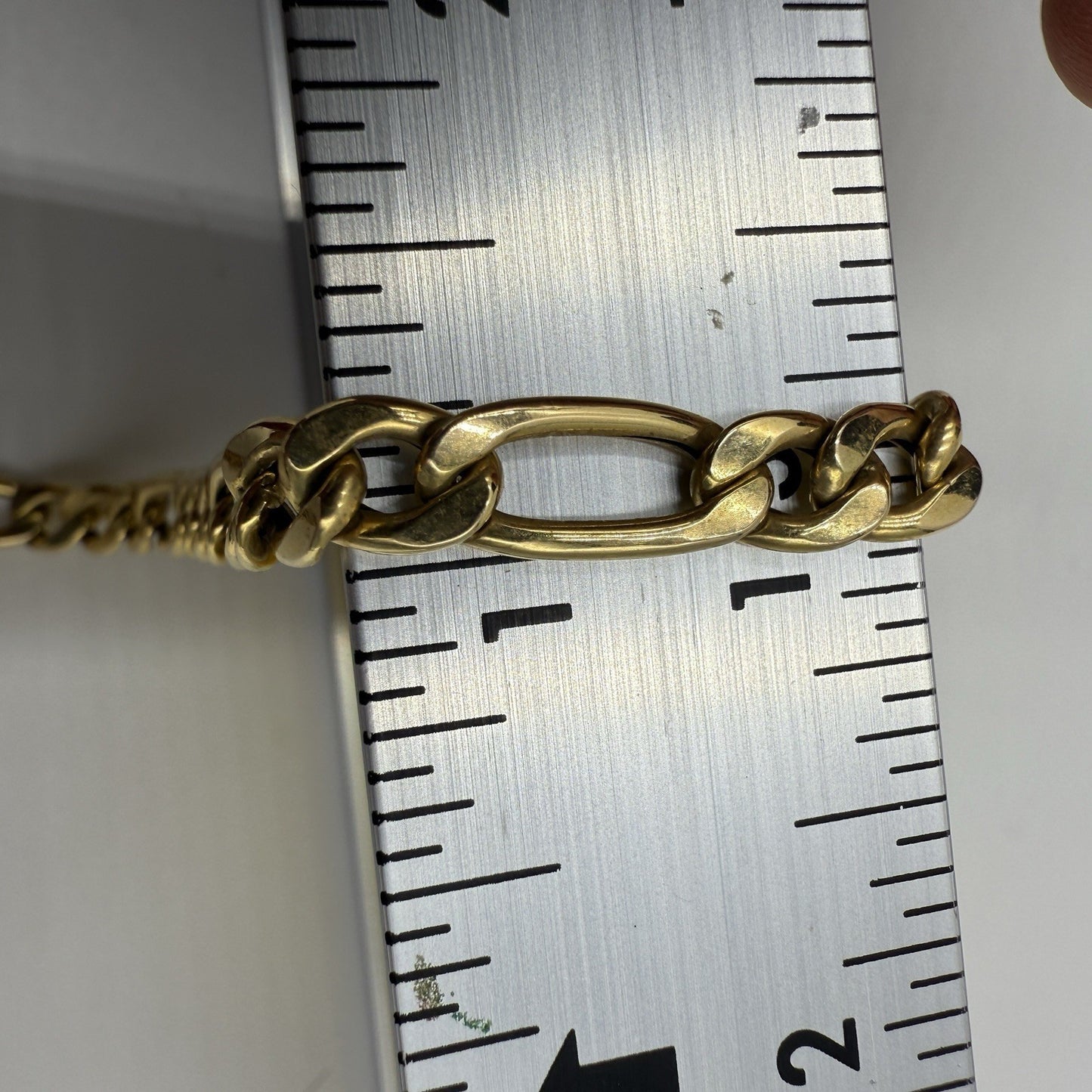 14k Italy Gold Fígaro Chain Necklace 21”L 8.81 g 5mm Wide Yellow Gold