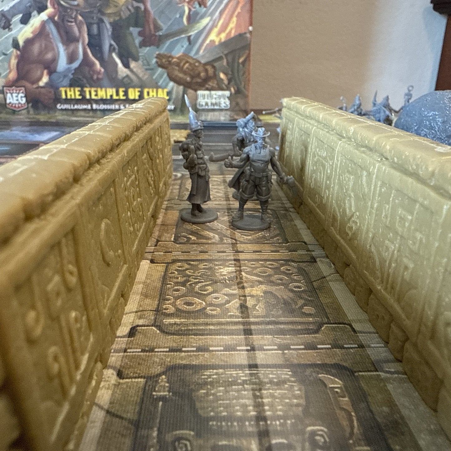 The Adventurers: The Temple of Chac Board Game AEG Used Excellent Rare Push Fun