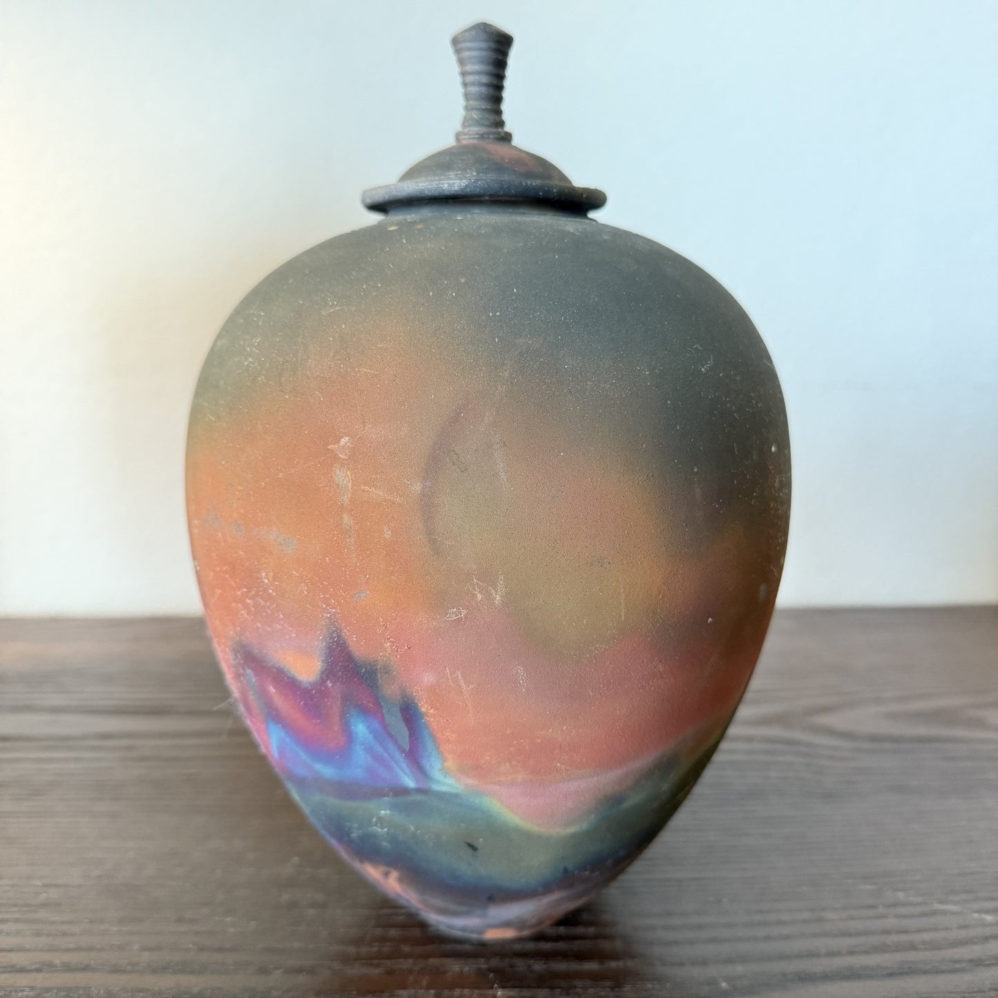 Raku Fired Pottery Iridescent Vase Urn With Lid Signed Wood Colors Natural 10in