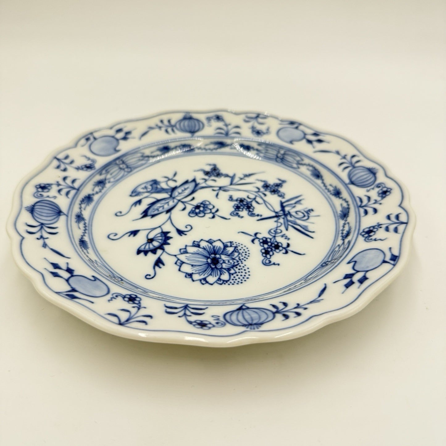 Antique Ernst Teichert Porcelain MEISSEN Blue Onion Plate 7” Germany