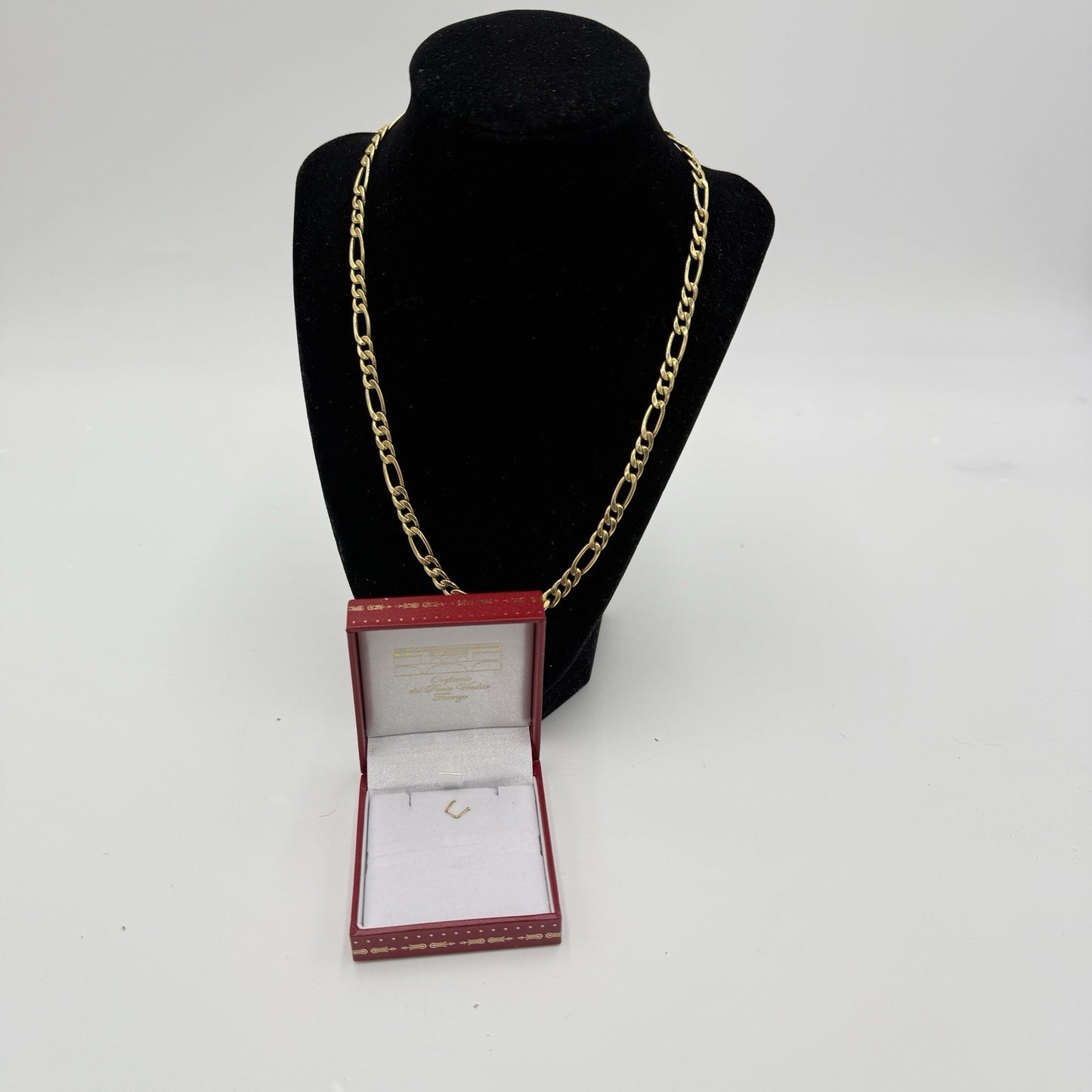 14k Italy Gold Fígaro Chain Necklace 21”L 8.81 g 5mm Wide Yellow Gold